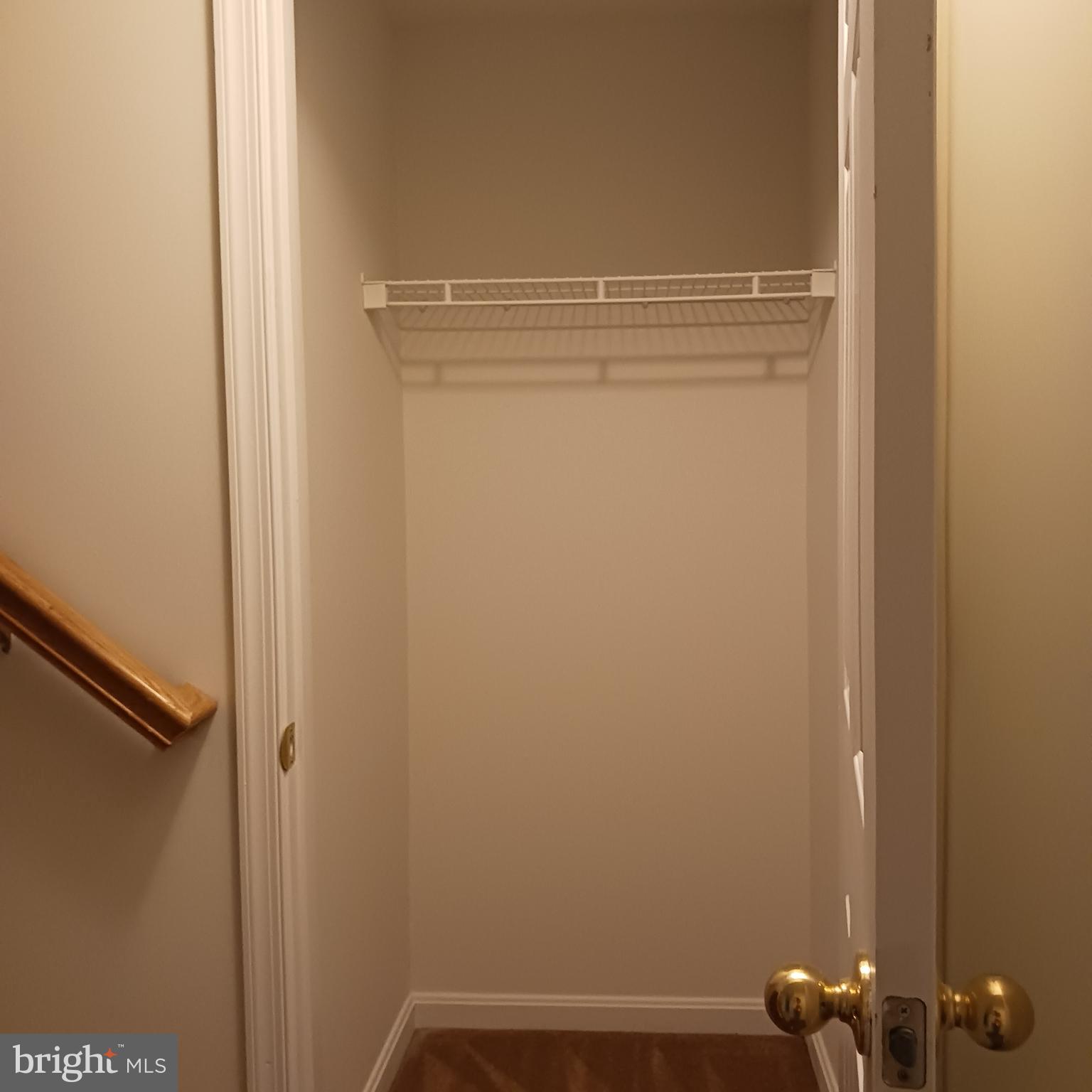 THE HIDEAWAY AT OLD ADMIRAL - Residential Lease