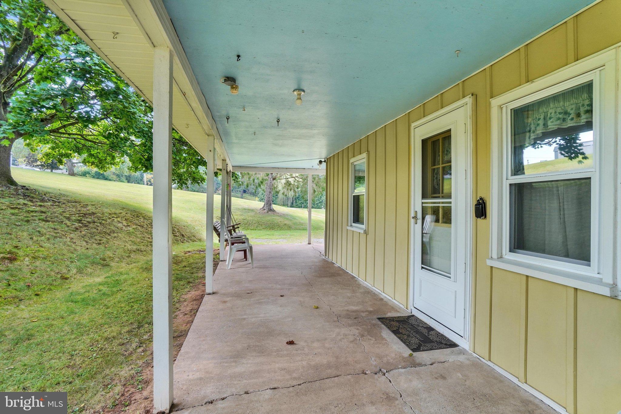 375 CLOVERLEAF ROAD