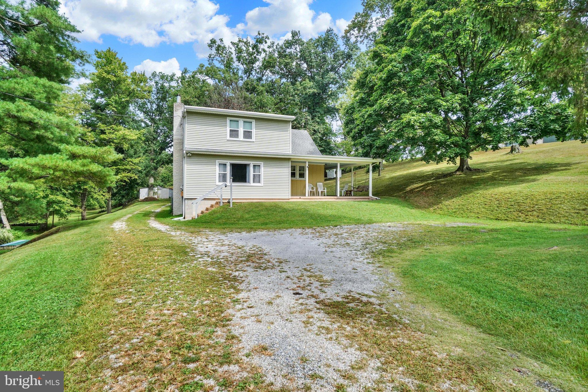 375 CLOVERLEAF ROAD