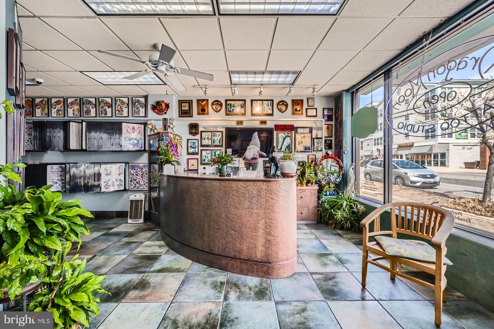 208 N CRAIN HIGHWAY