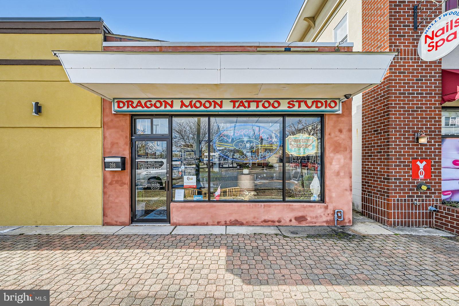 208 N CRAIN HIGHWAY
