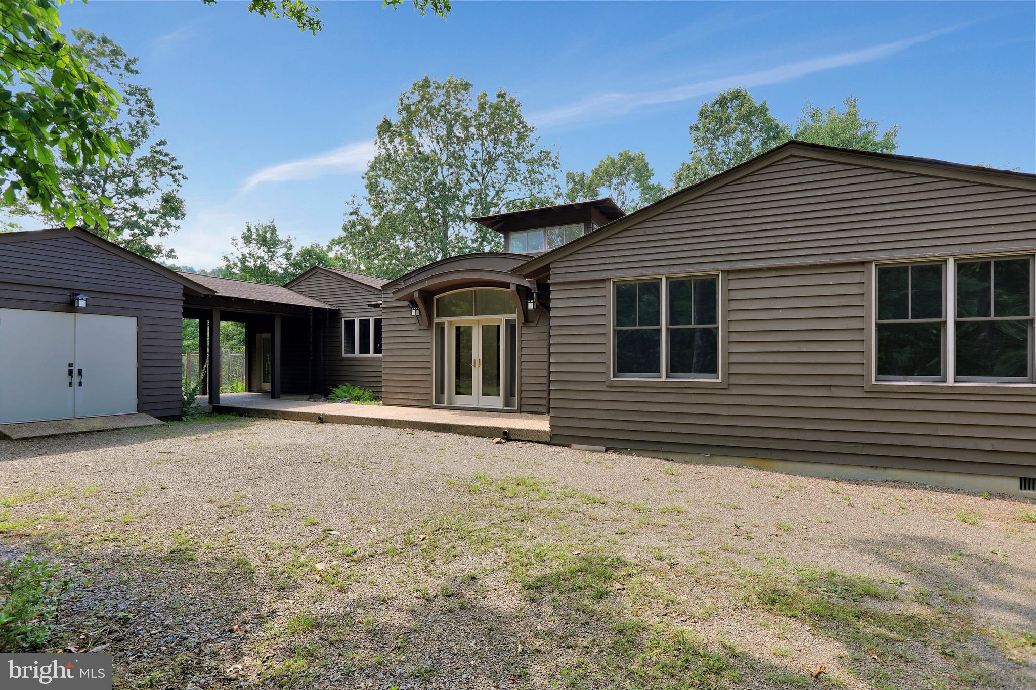 RIVER RIDGE - Residential