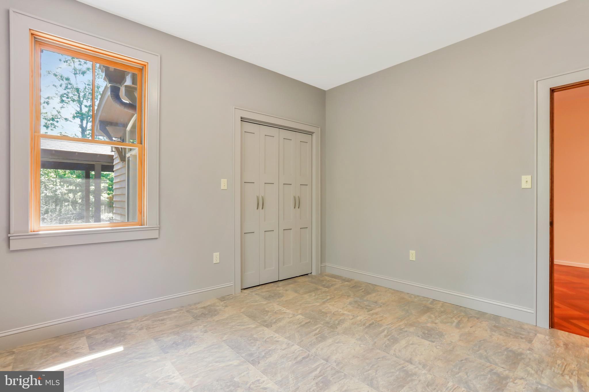 RIVER RIDGE - Residential