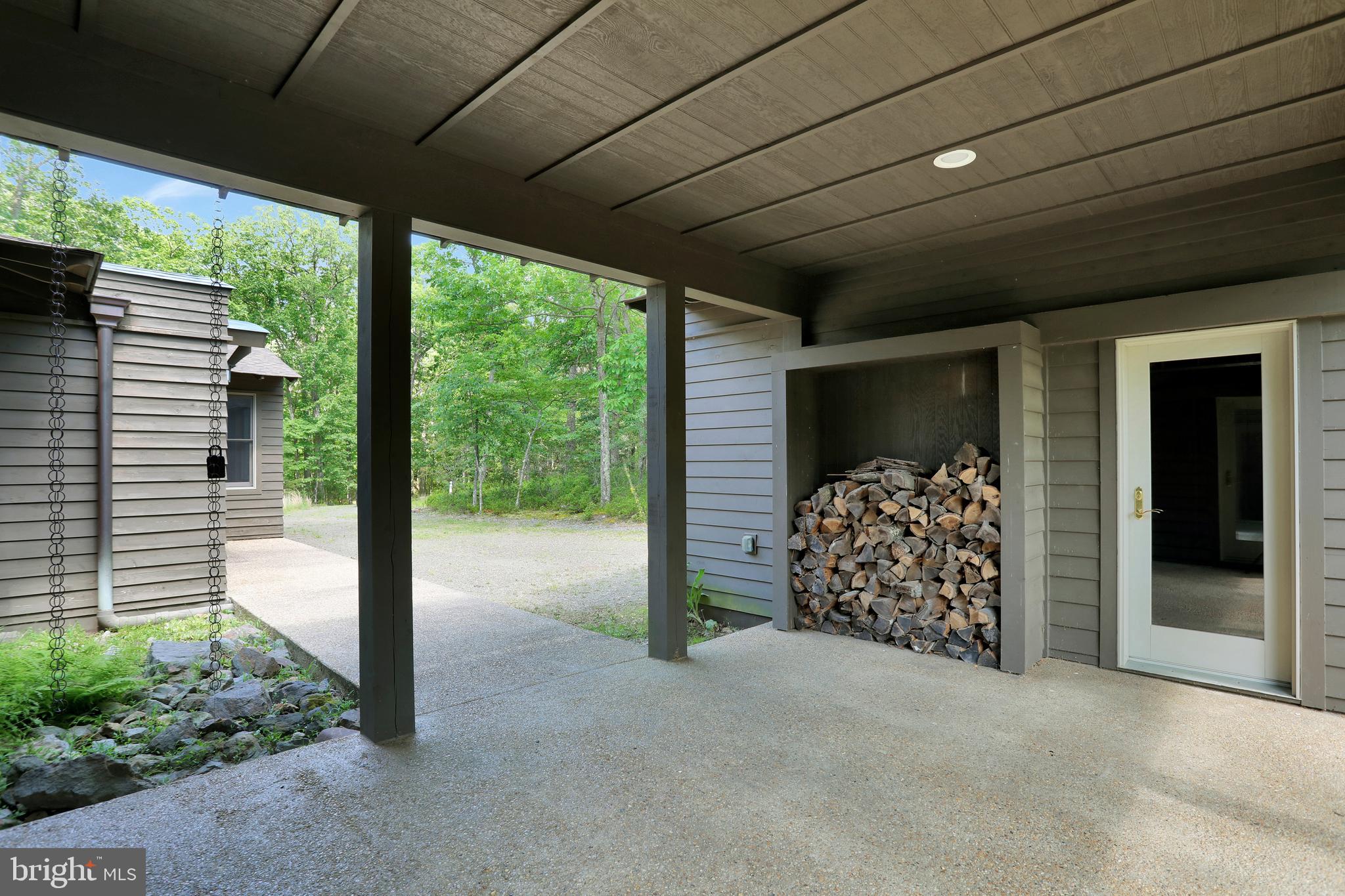 RIVER RIDGE - Residential