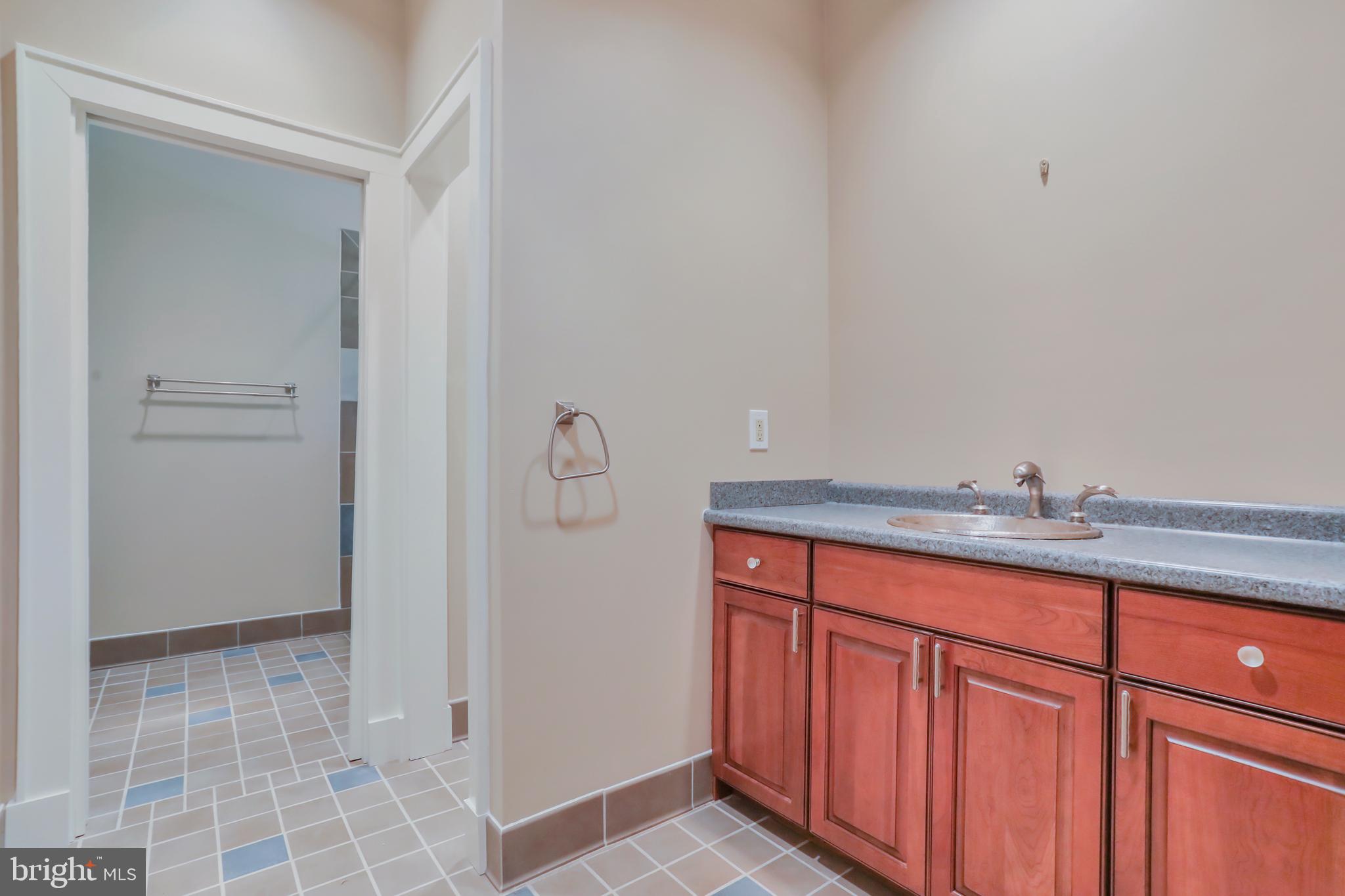 RIVER RIDGE - Residential