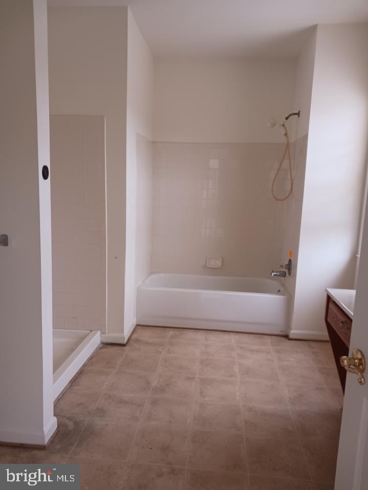 CAMERON GROVE - Residential