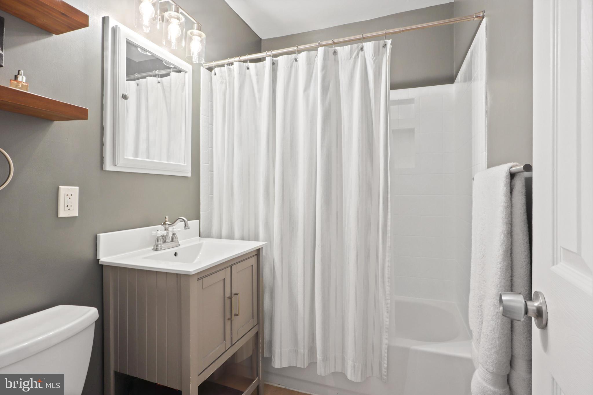 CITY PARK HOMES - Residential Lease