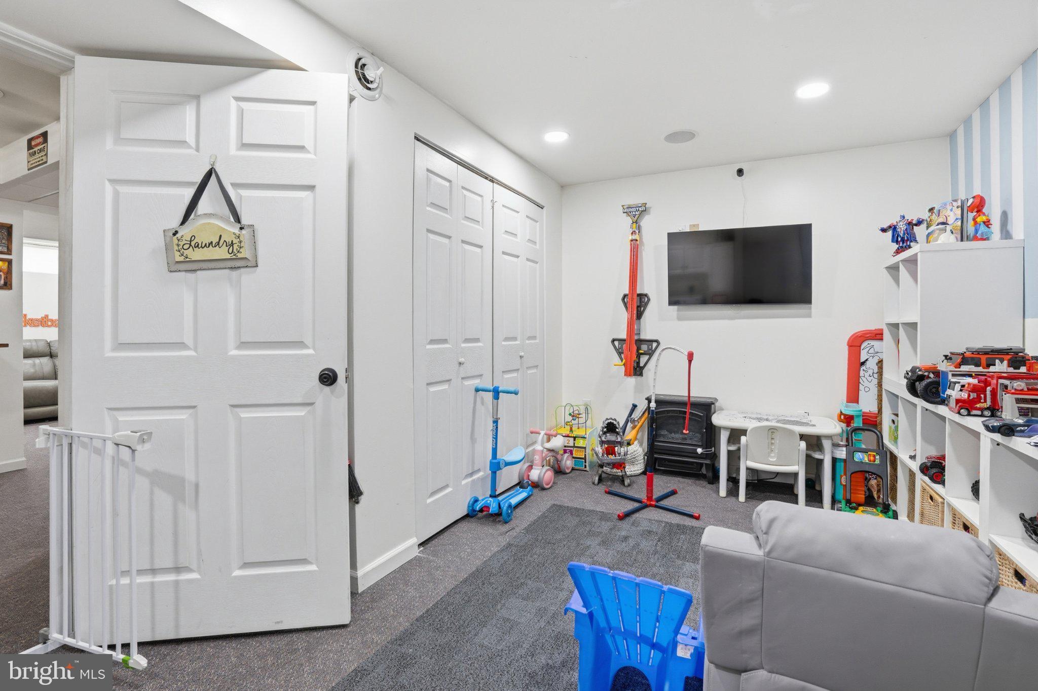 FREEMANSBURG - Residential