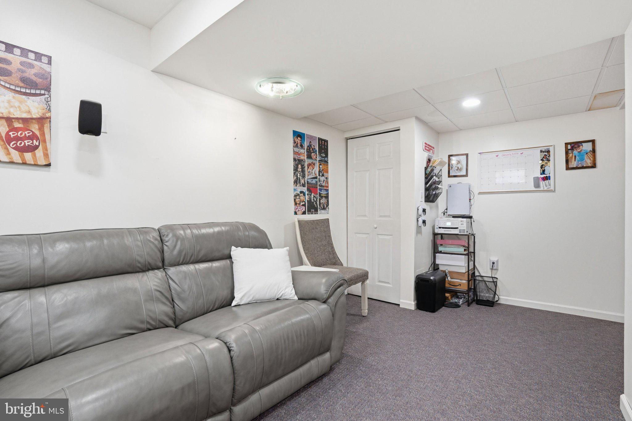 FREEMANSBURG - Residential