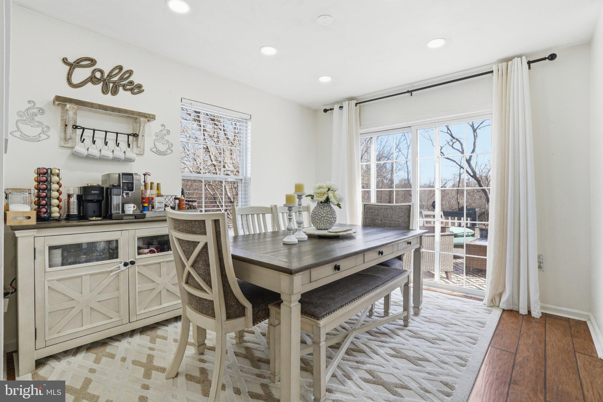 FREEMANSBURG - Residential