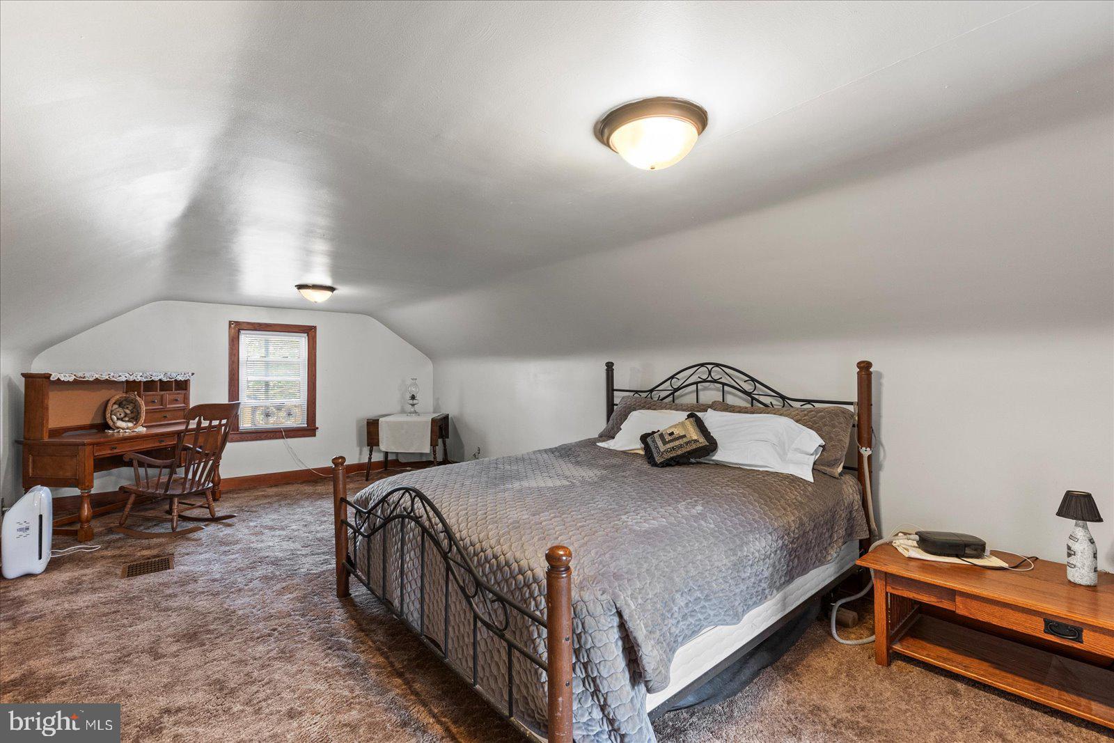 NEW OXFORD BOROUGH - Residential