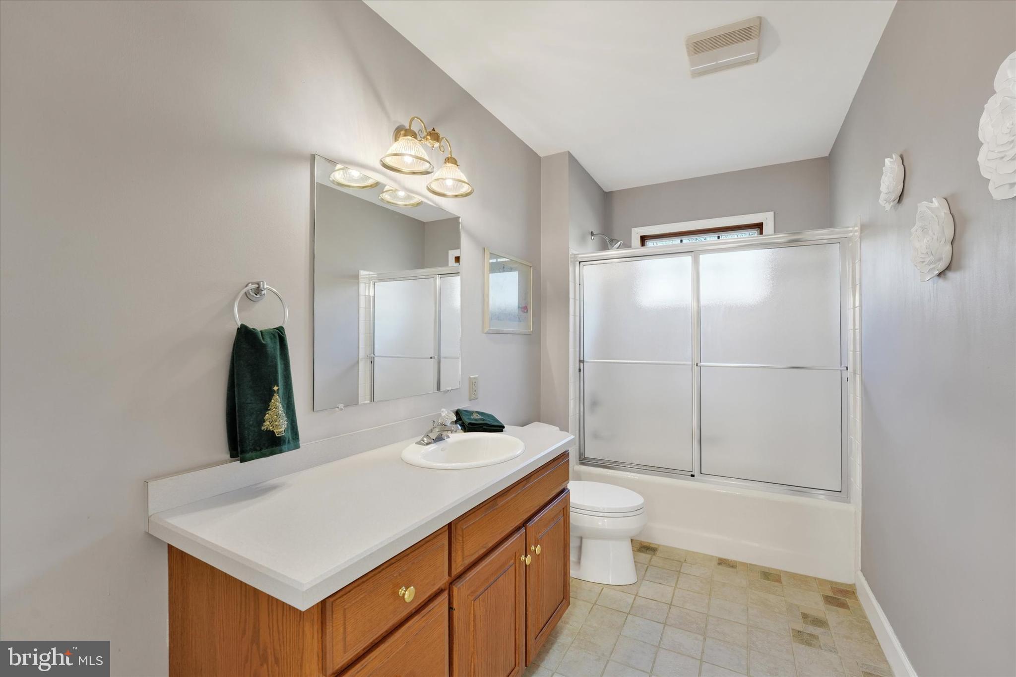 BRIDLE RUN - Residential