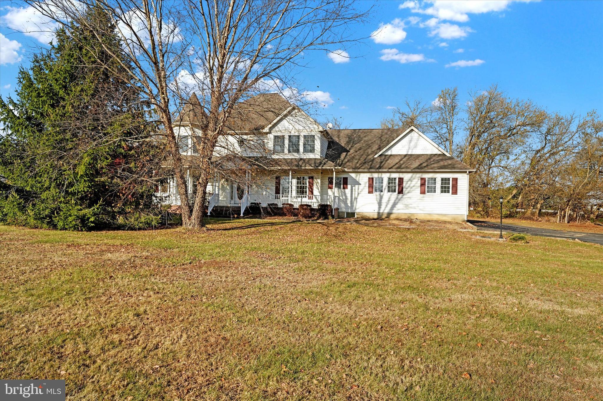 BRIDLE RUN - Residential