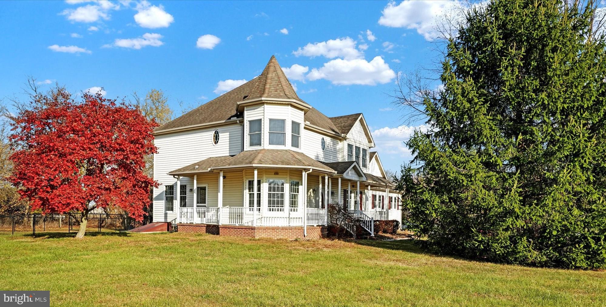 BRIDLE RUN - Residential