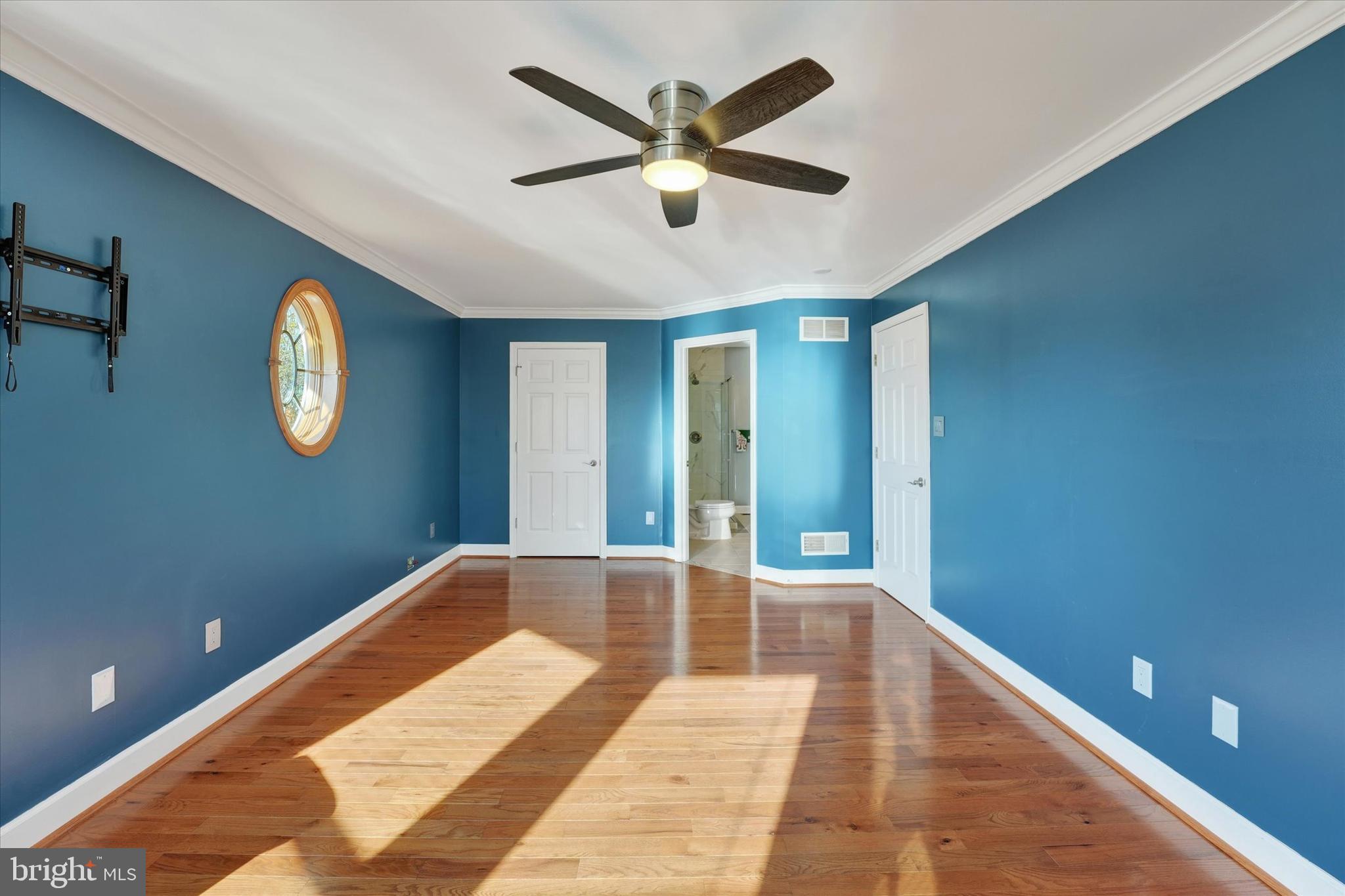 BRIDLE RUN - Residential