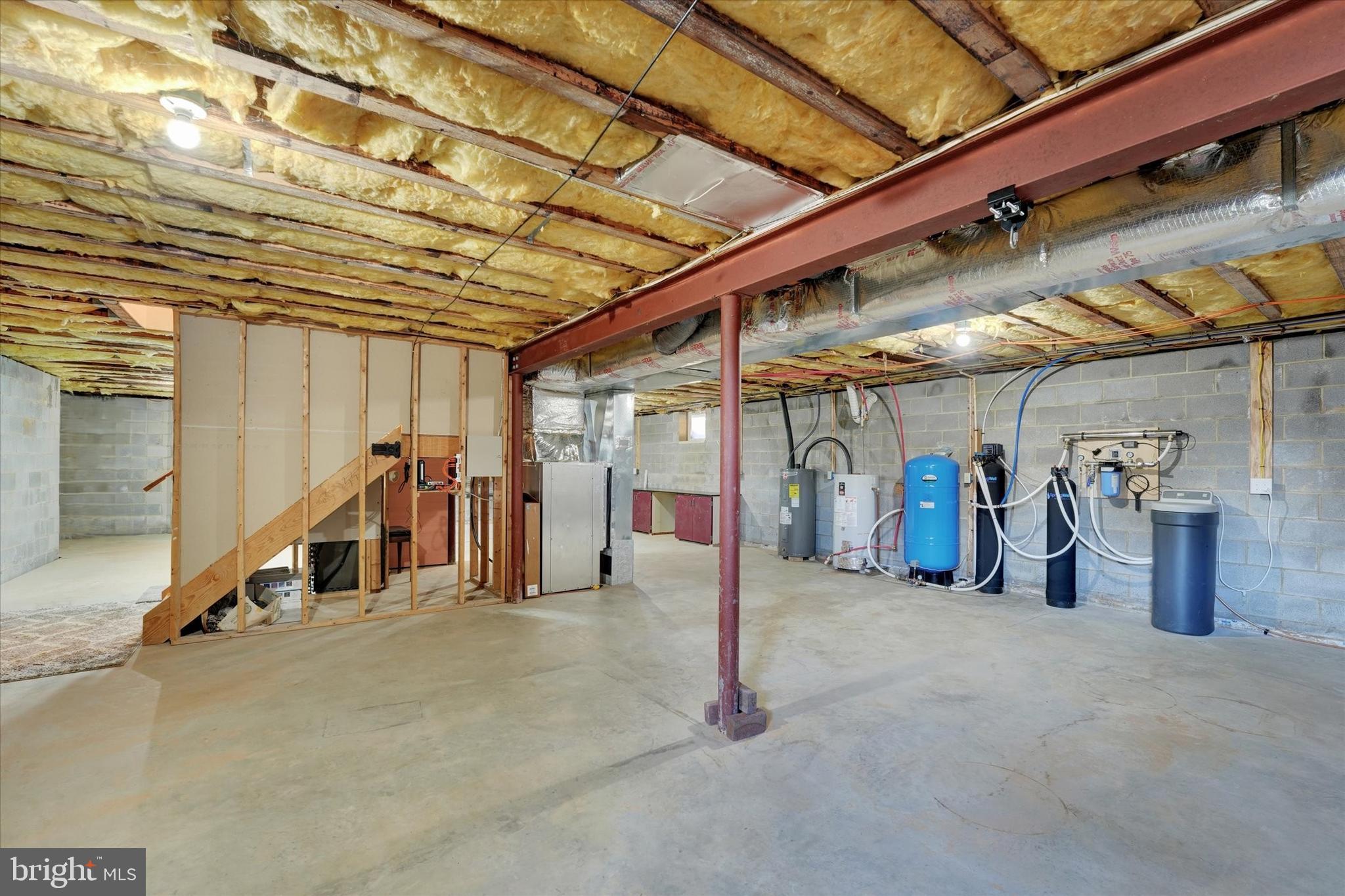 BRIDLE RUN - Residential