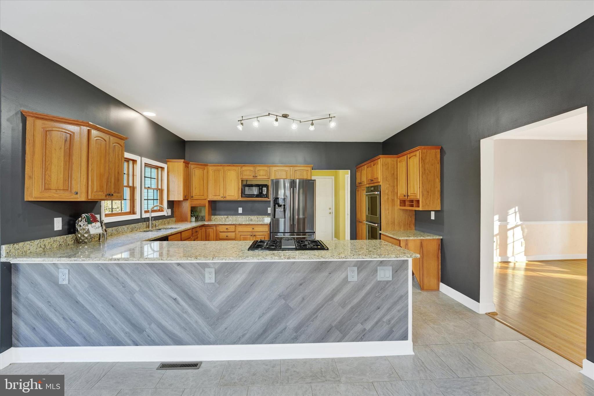 BRIDLE RUN - Residential