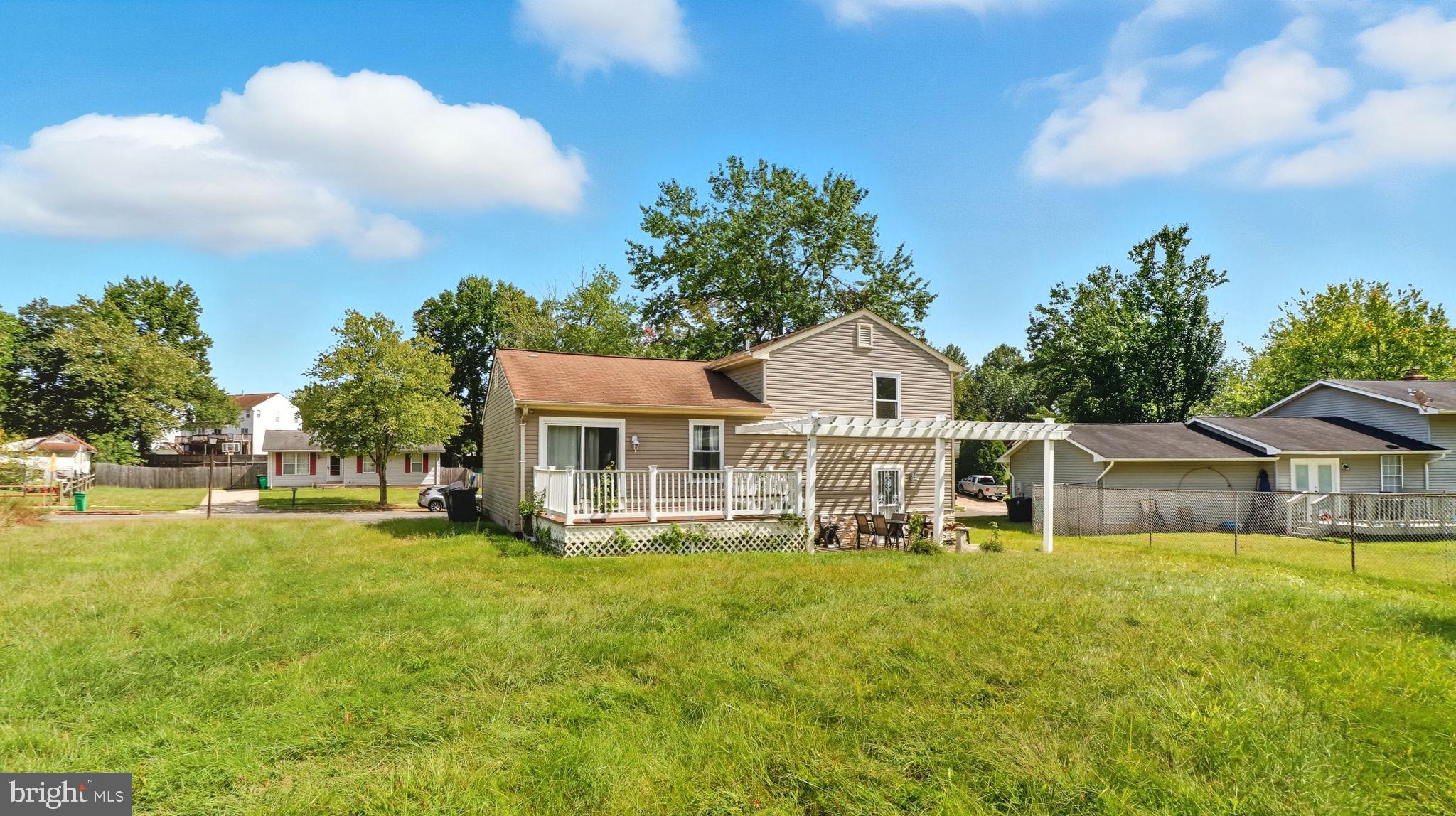 HOLLAWAY ESTATES - Residential Lease