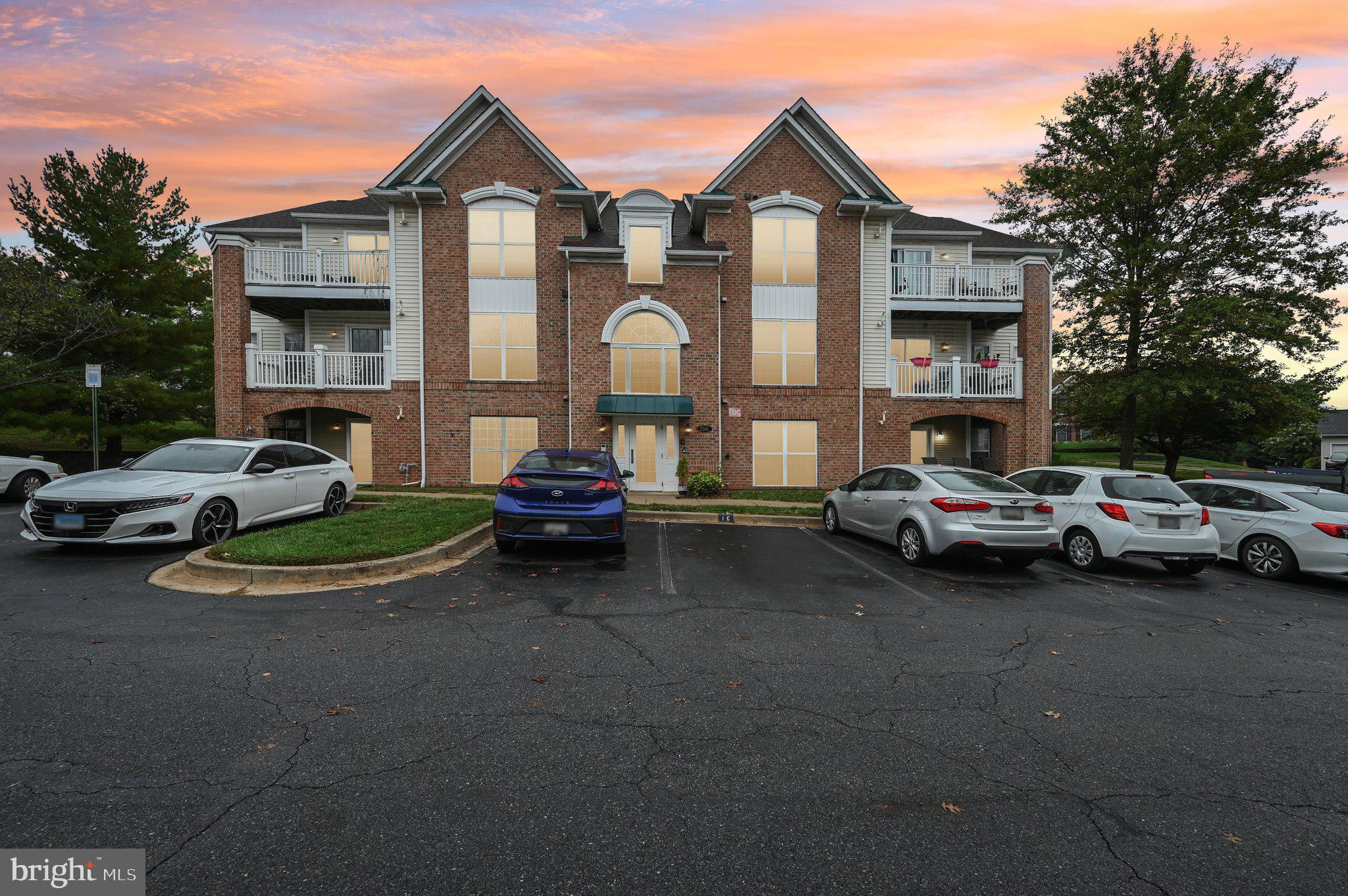 WHITTIER ECHO GLEN - Residential