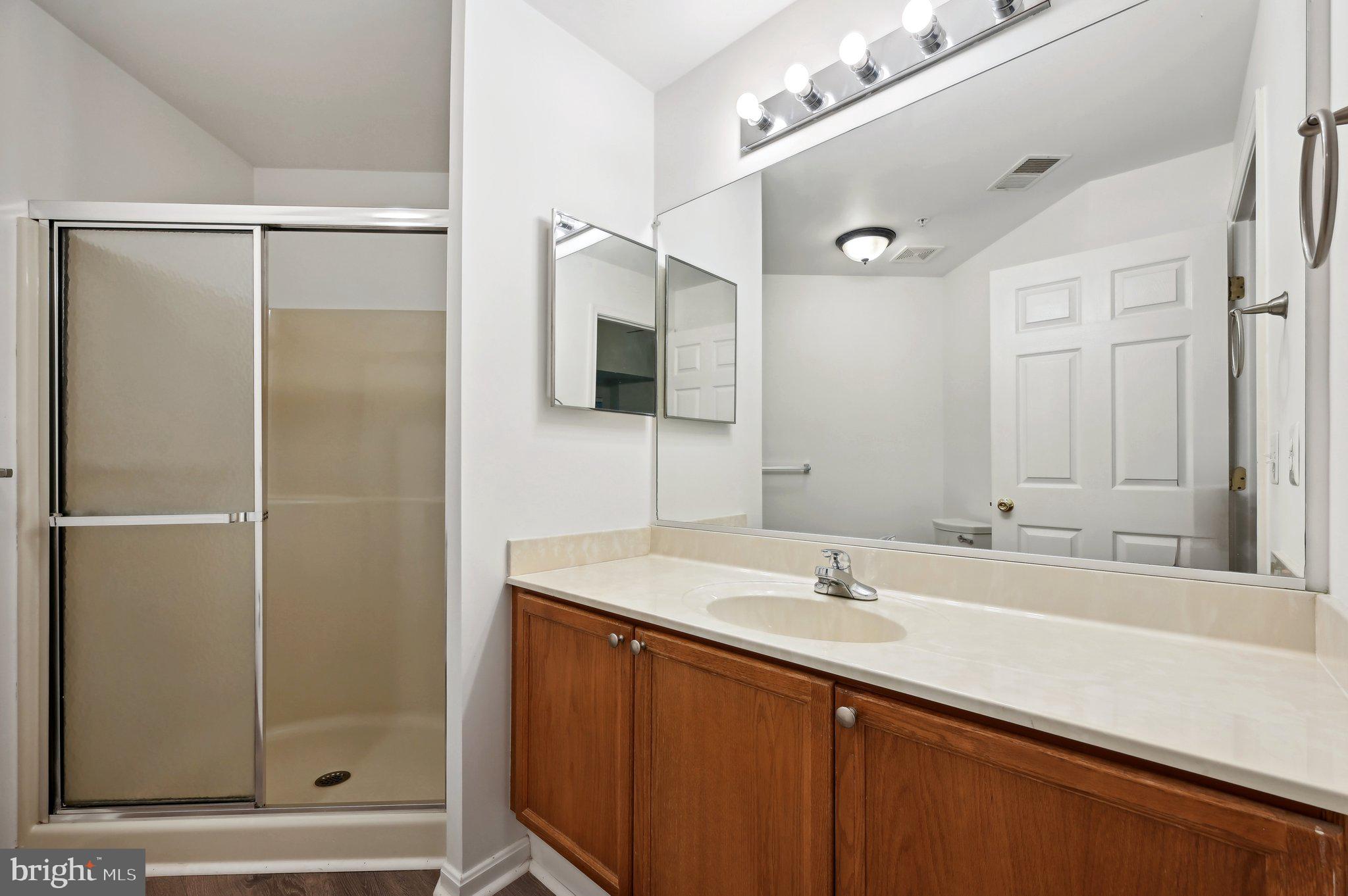 WHITTIER ECHO GLEN - Residential