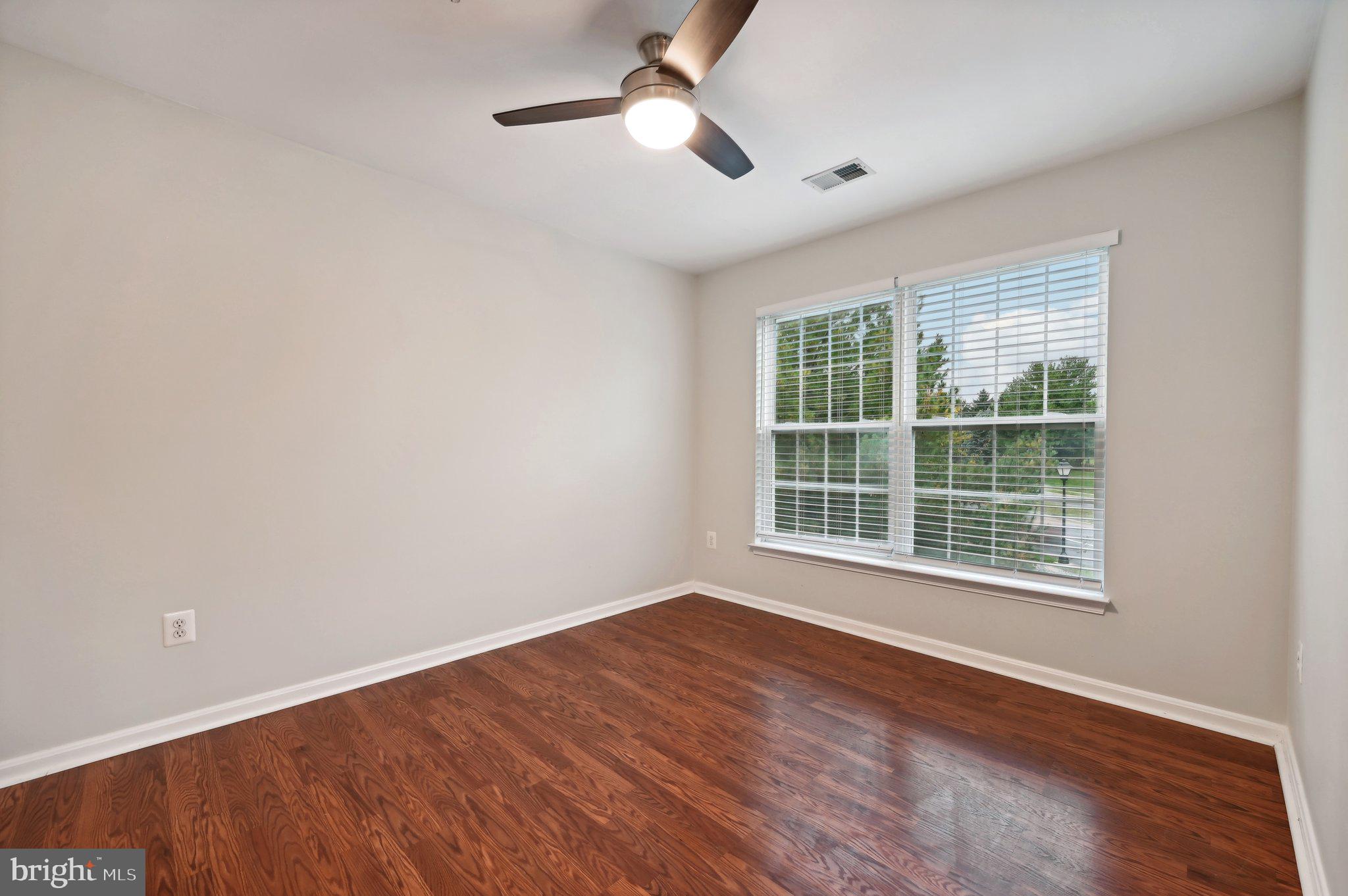 WHITTIER ECHO GLEN - Residential