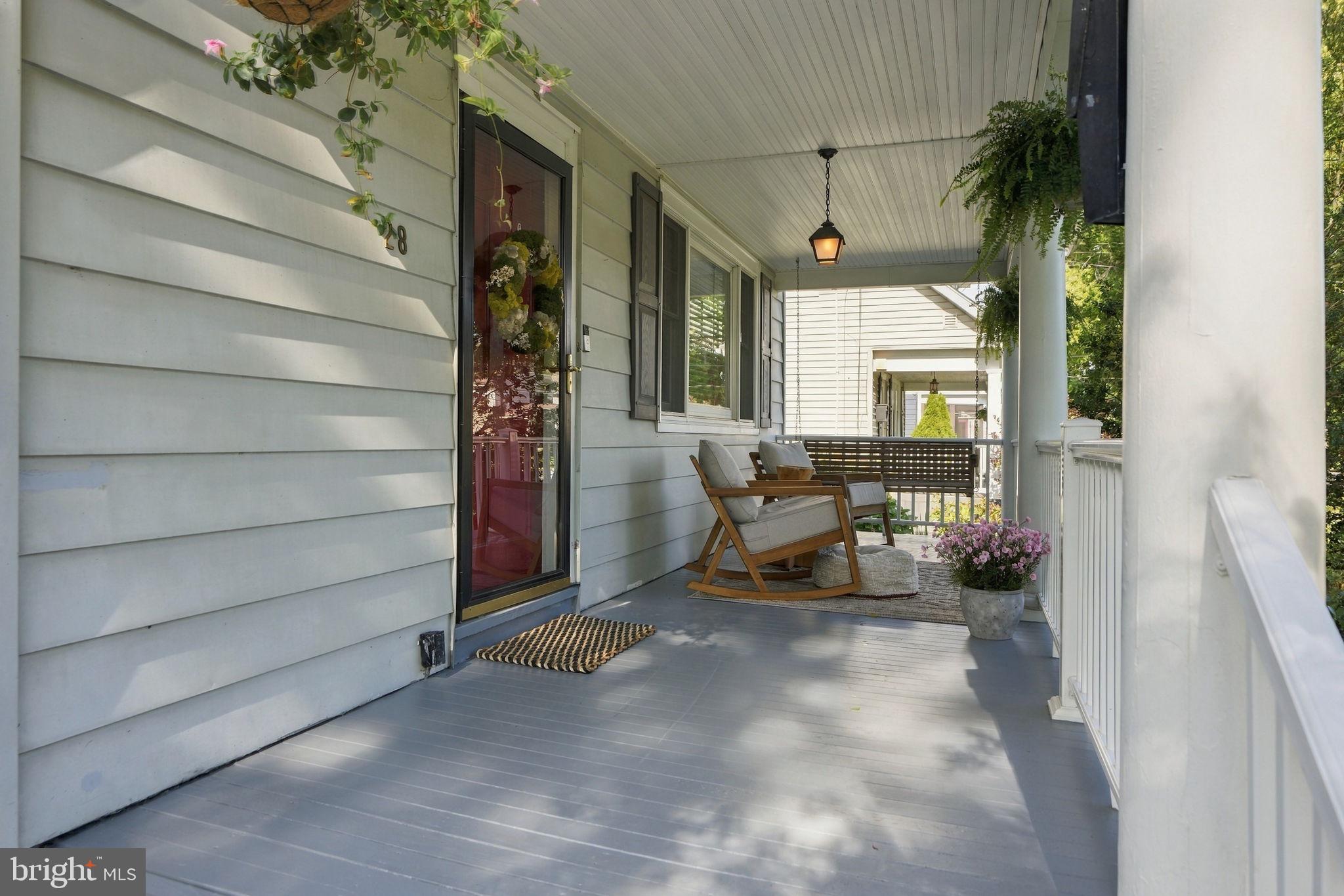 28 MERCER AVENUE