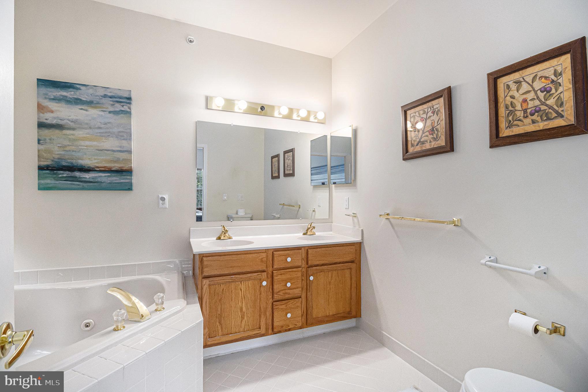 LEGACY OAKS - Residential