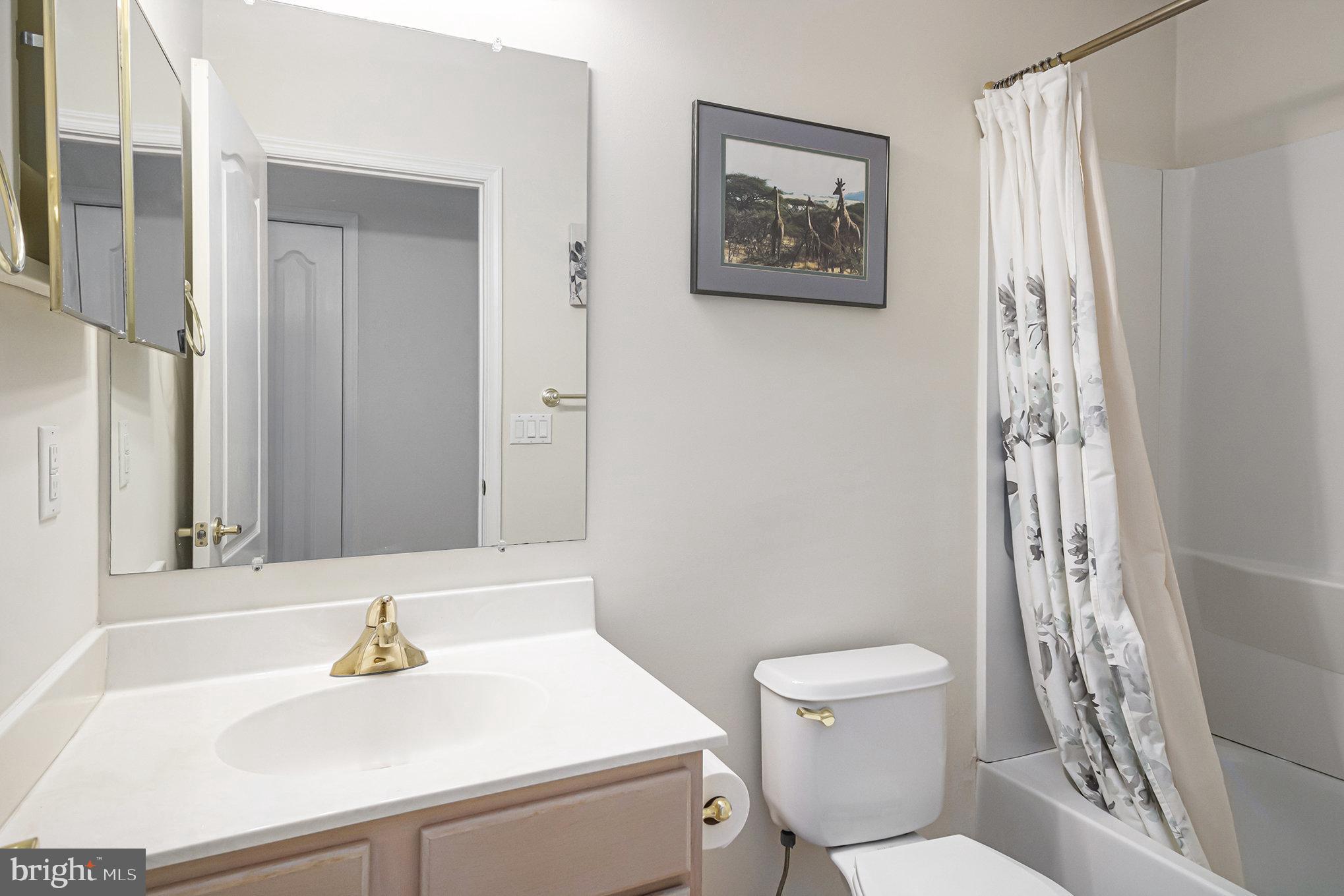 LEGACY OAKS - Residential