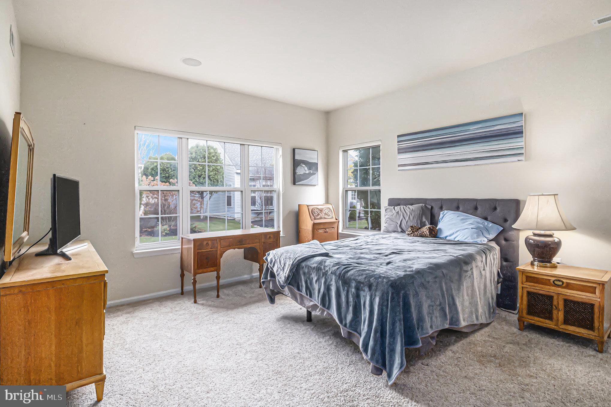 LEGACY OAKS - Residential