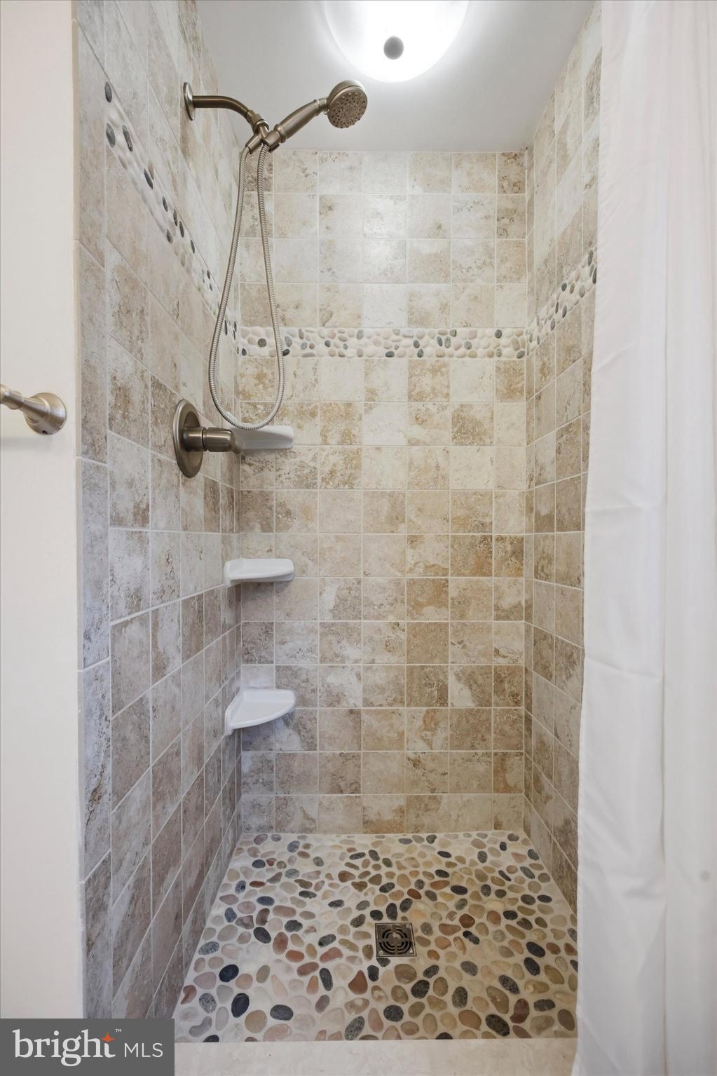 WYNDMOOR - Residential