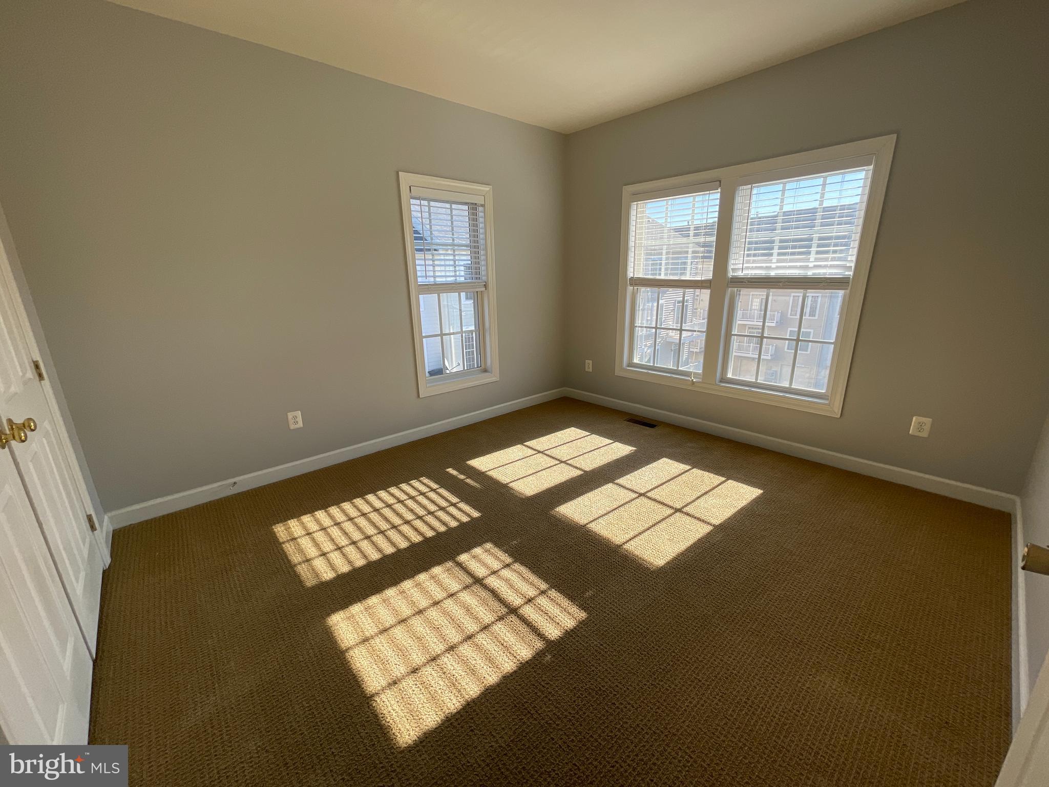 HIDDEN CREEK - Residential Lease