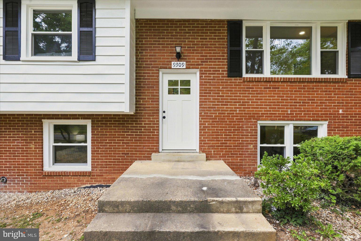 9309 CROSS BOW ROAD
