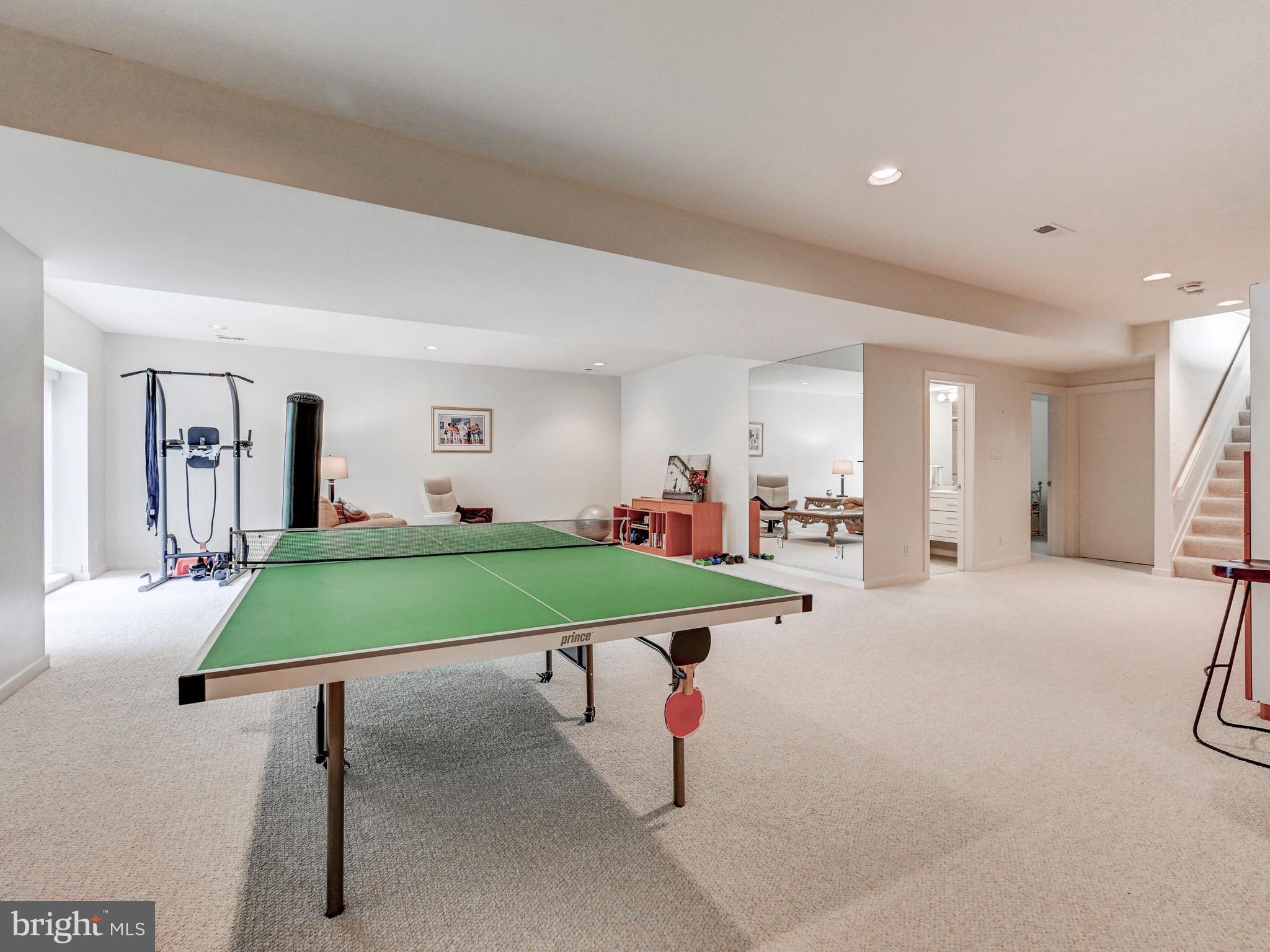 VALLEY BROOK - Residential