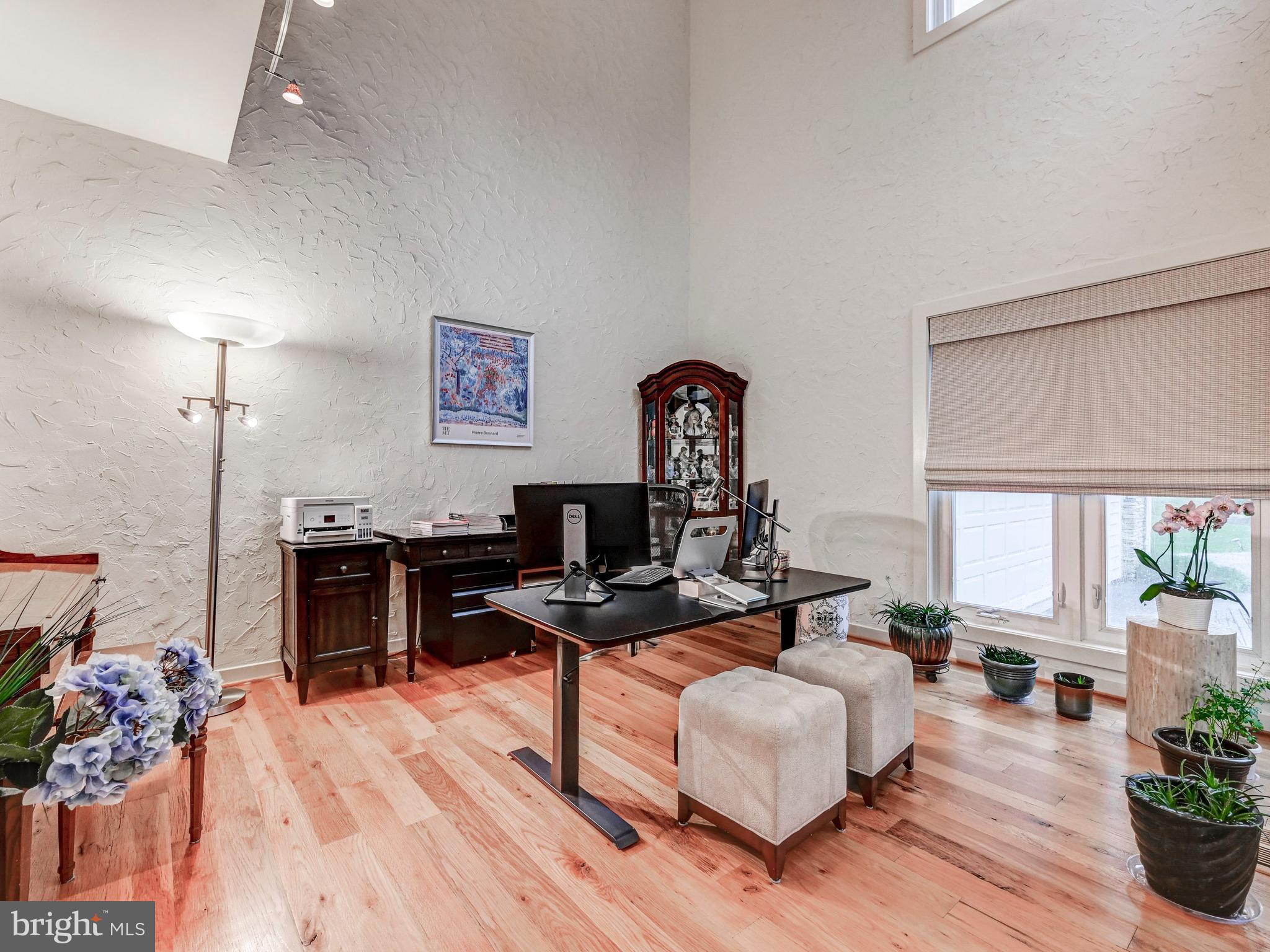 VALLEY BROOK - Residential