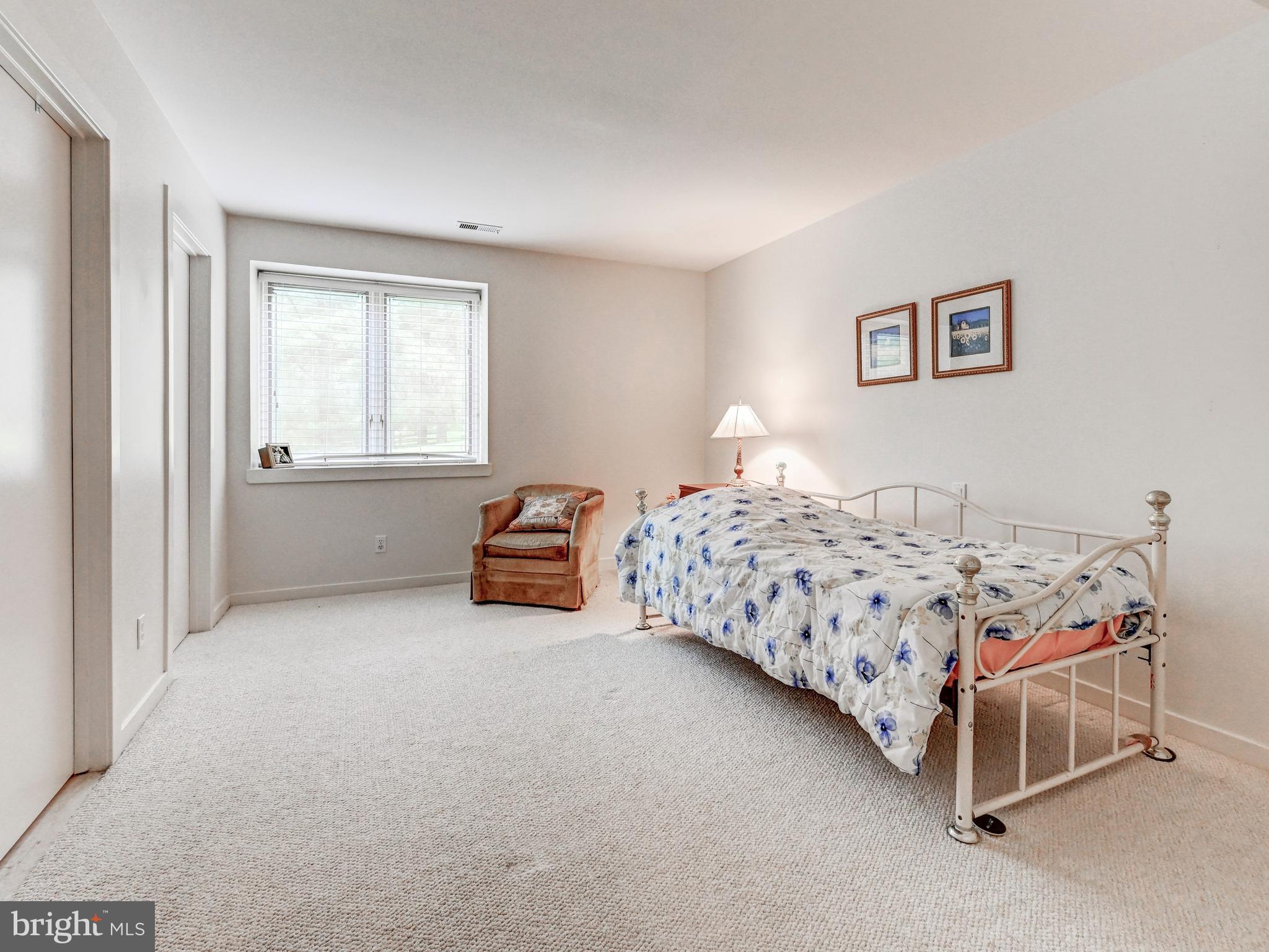 VALLEY BROOK - Residential