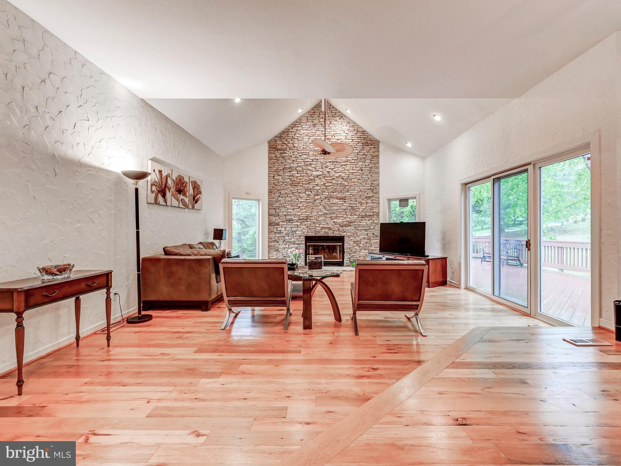 VALLEY BROOK - Residential