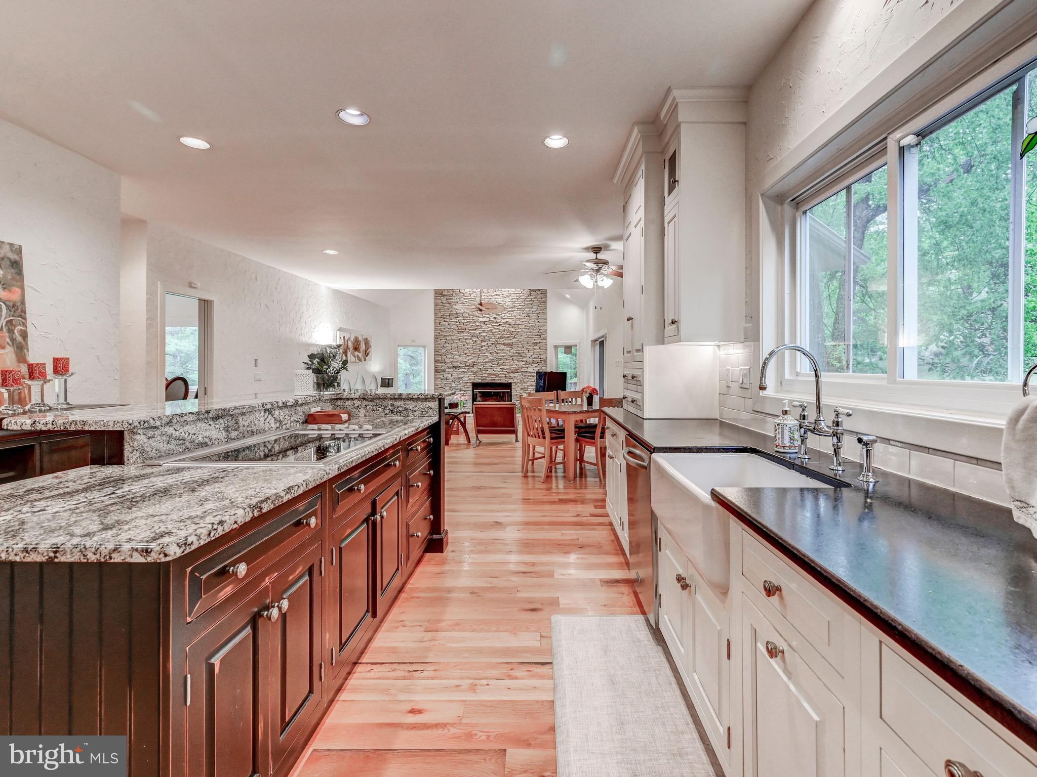 VALLEY BROOK - Residential