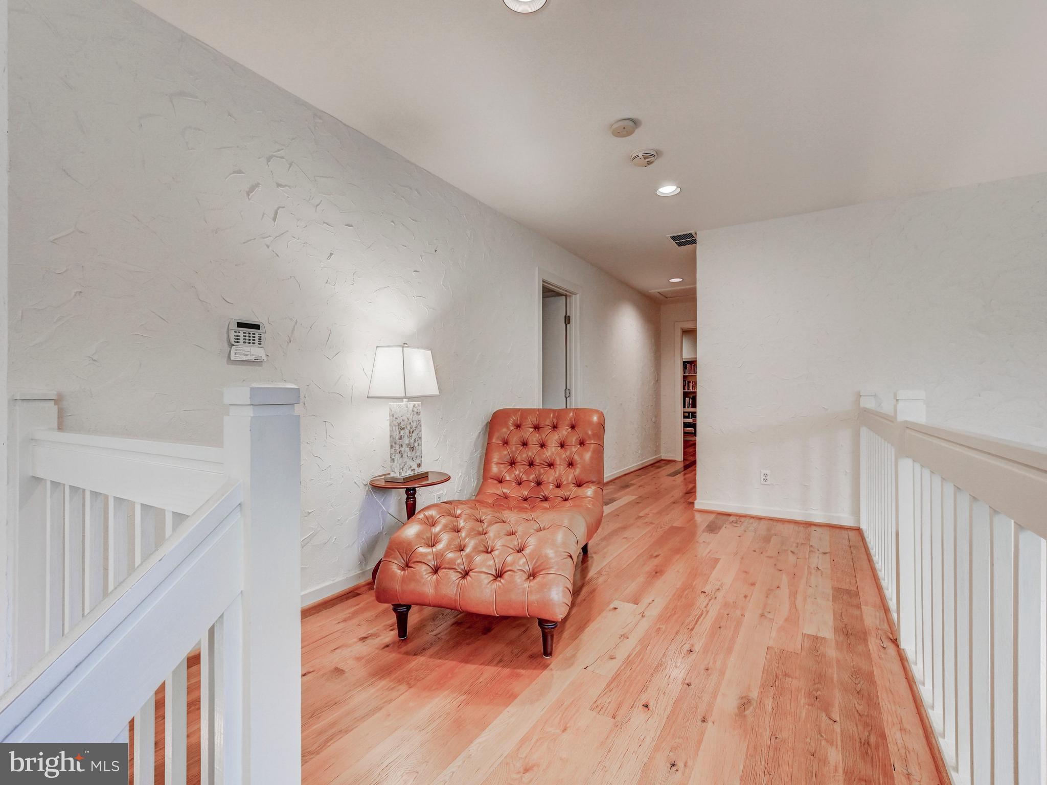 VALLEY BROOK - Residential