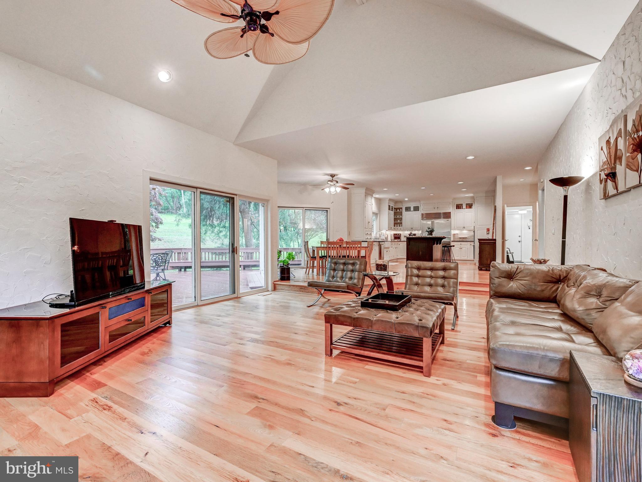 VALLEY BROOK - Residential