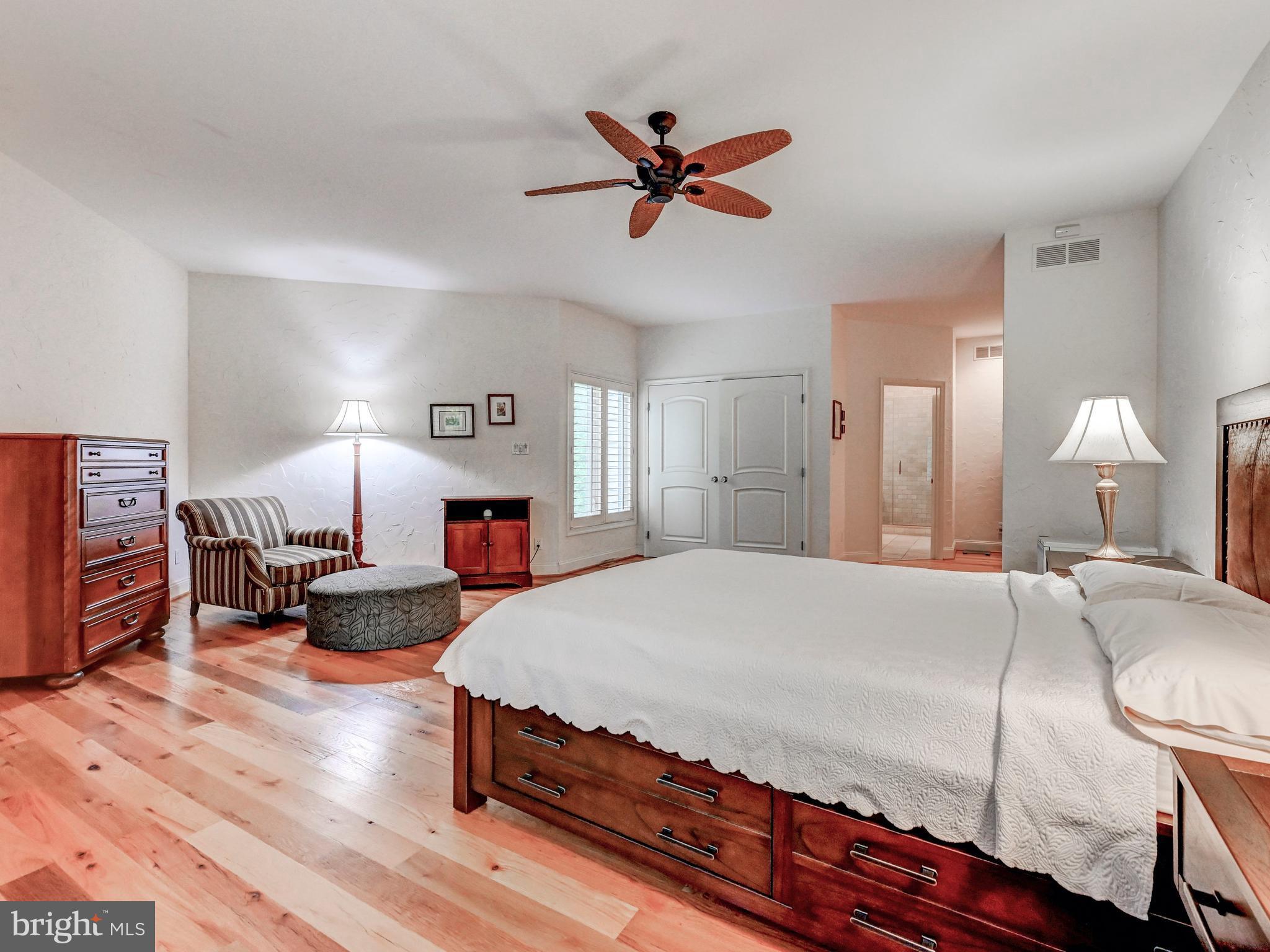 VALLEY BROOK - Residential