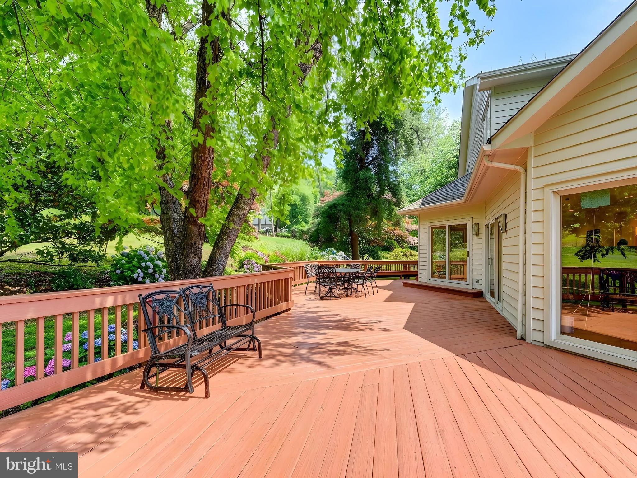 VALLEY BROOK - Residential