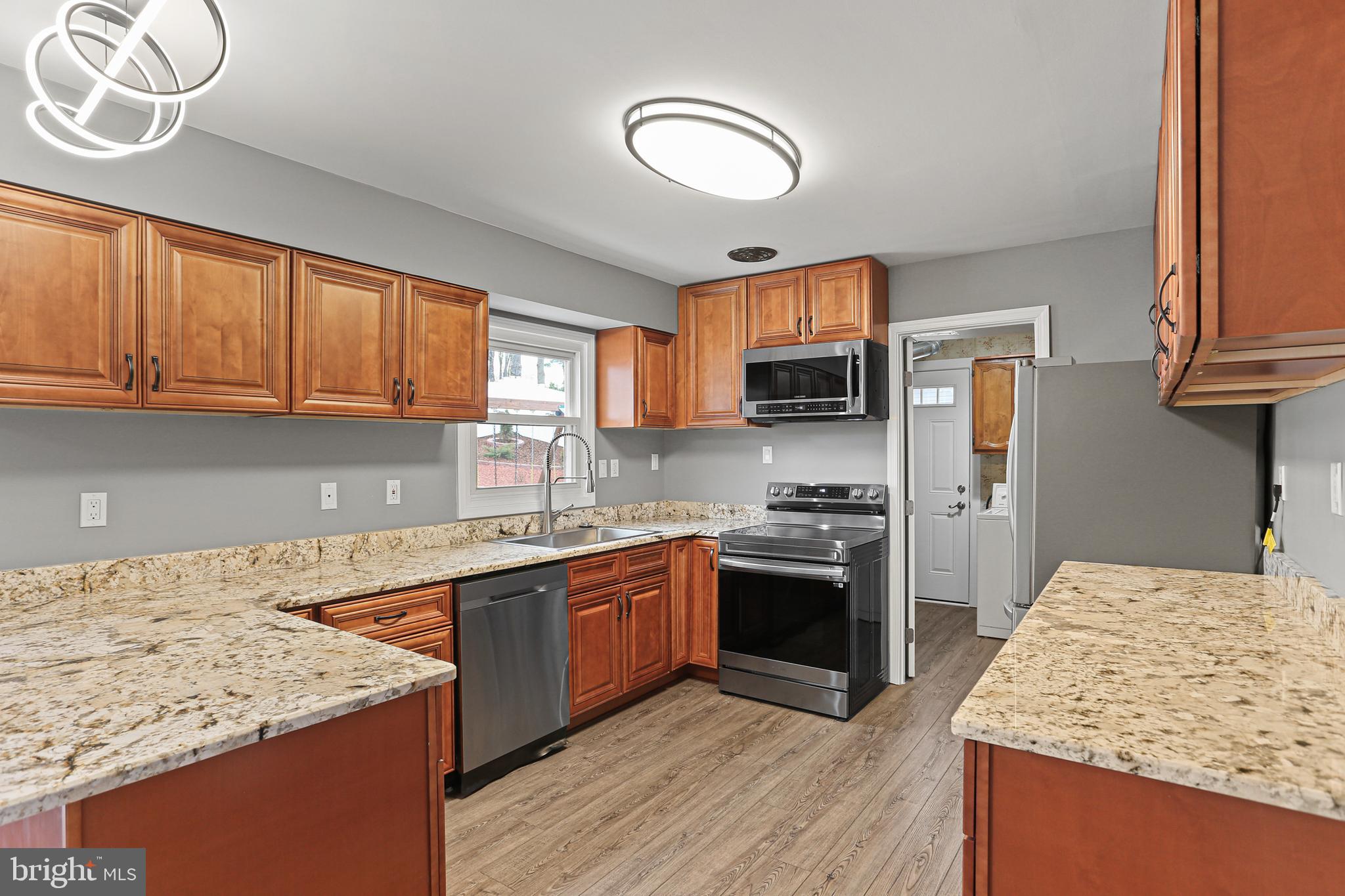 BUCKINGHAM - Residential Lease