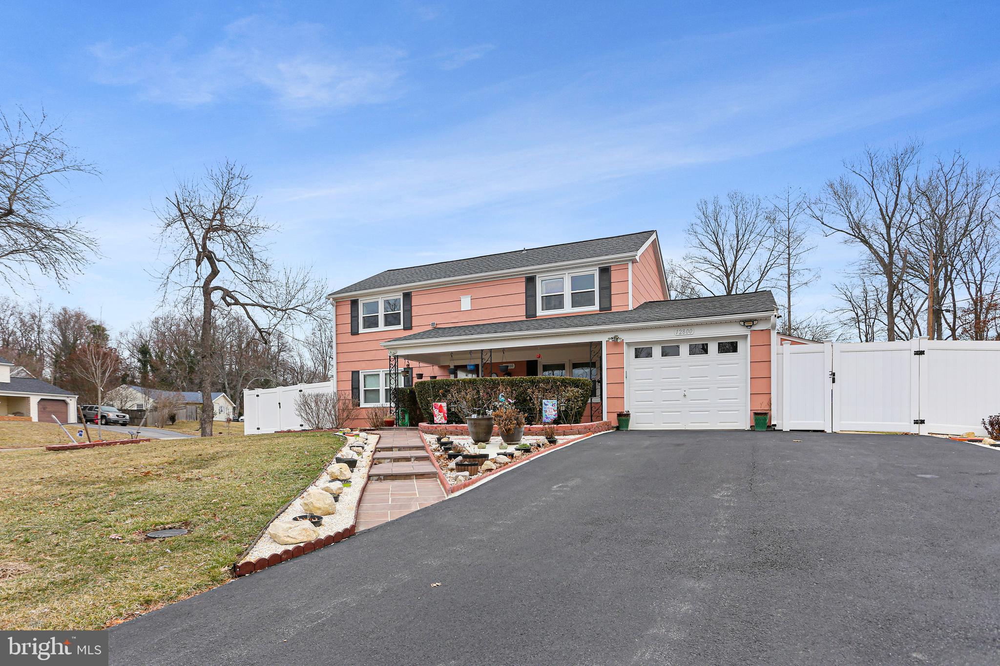 BUCKINGHAM - Residential Lease