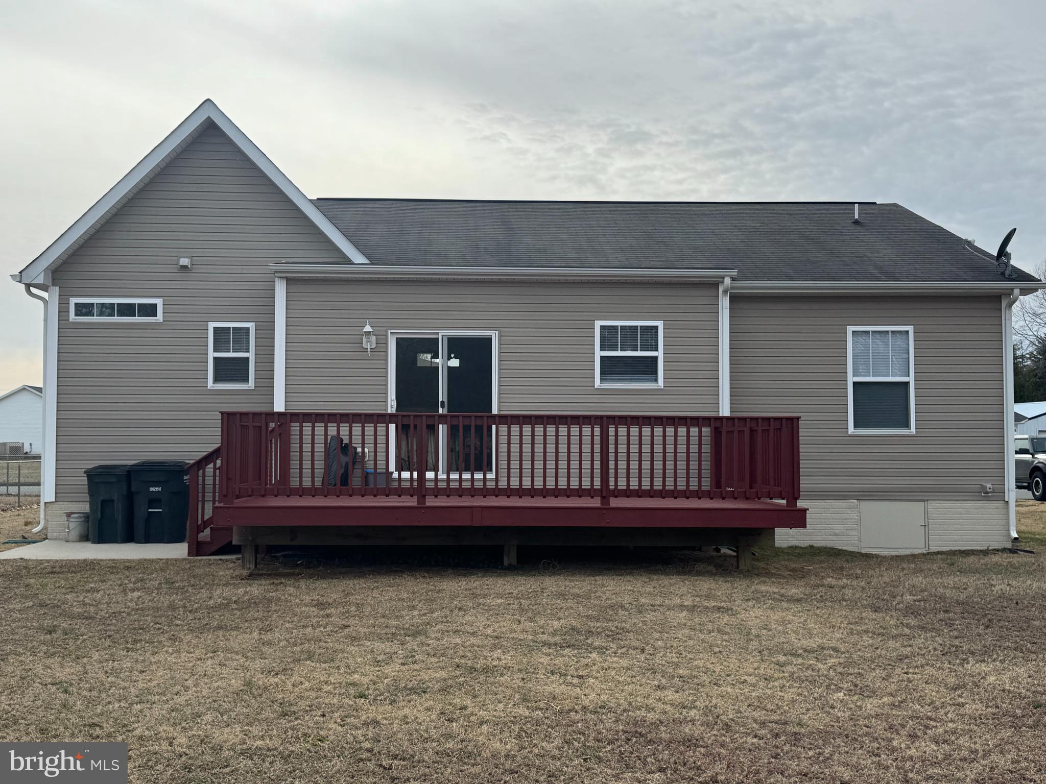 RIVERSIDE MEADOWS - Residential