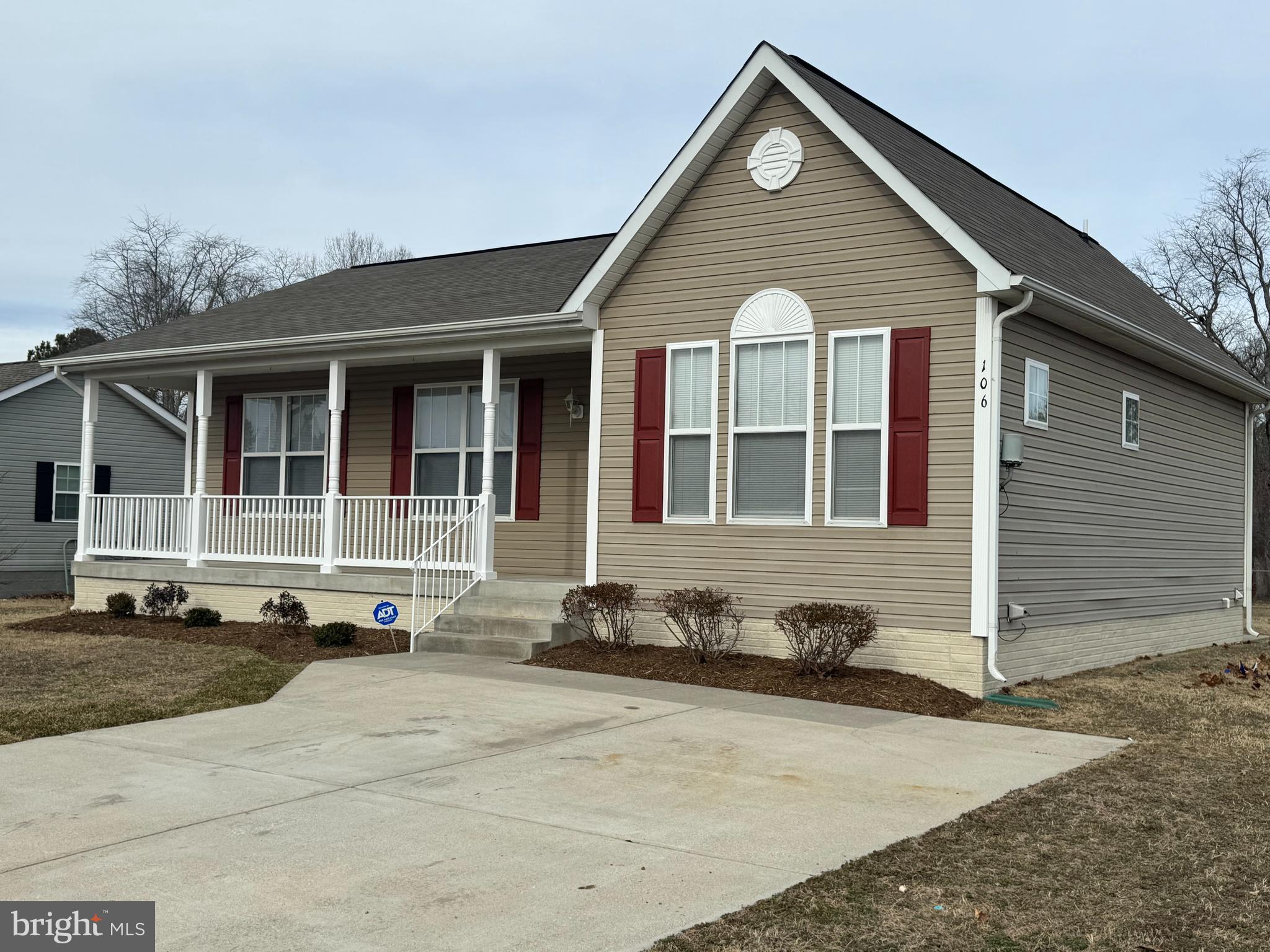 RIVERSIDE MEADOWS - Residential