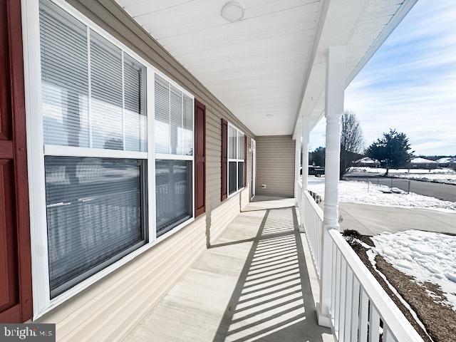 RIVERSIDE MEADOWS - Residential