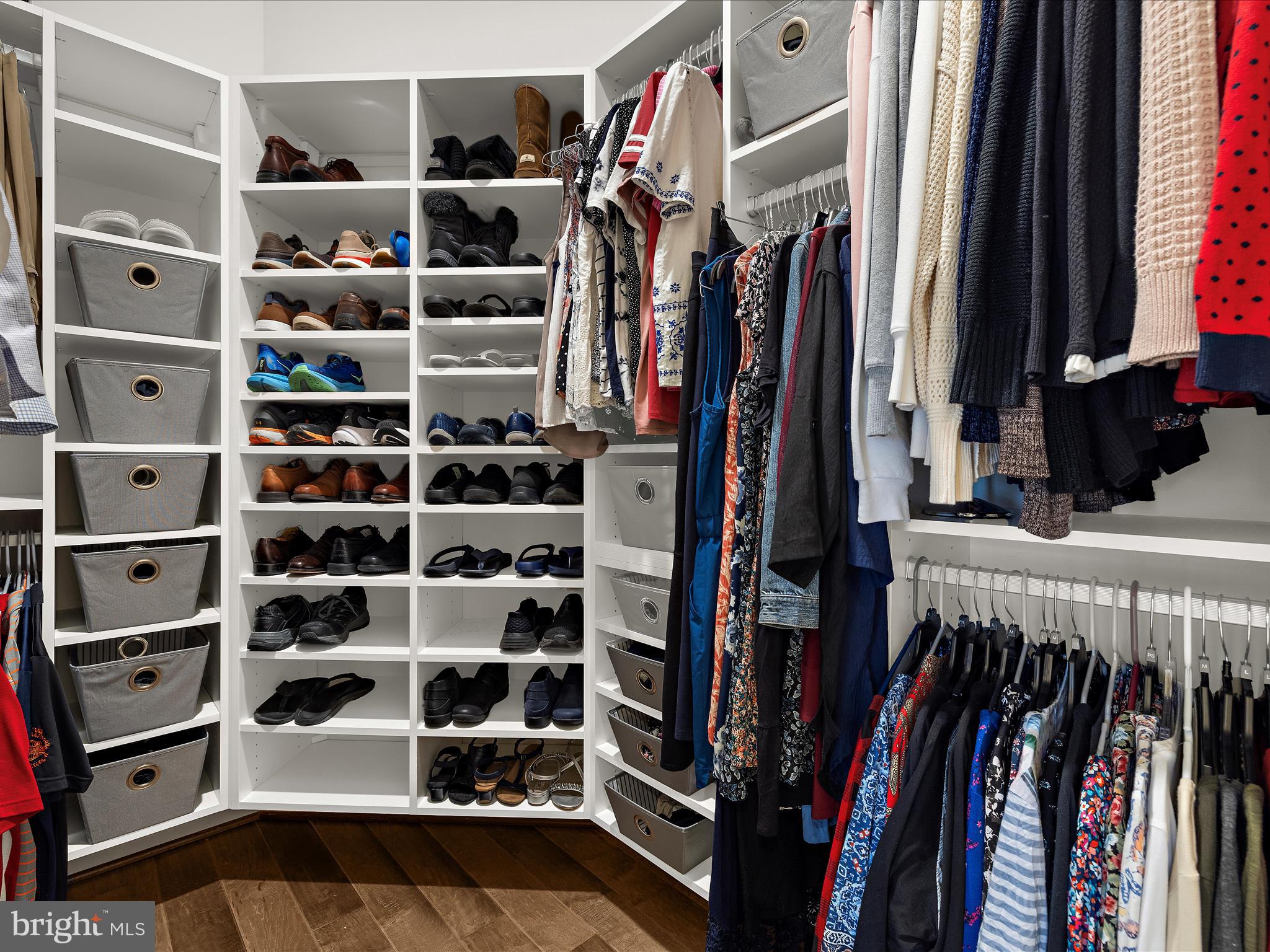 TWO RIVERS - Residential