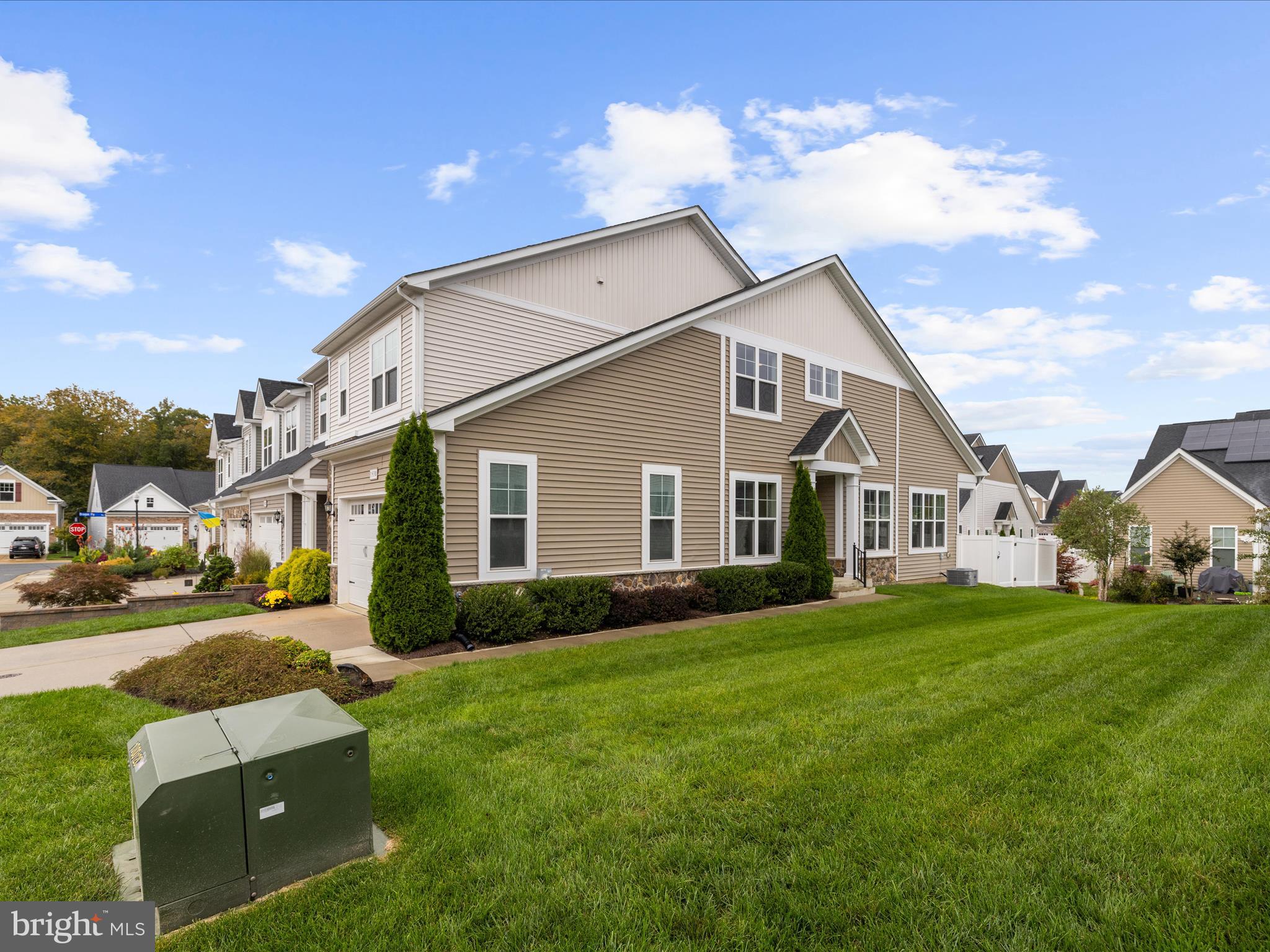 TWO RIVERS - Residential