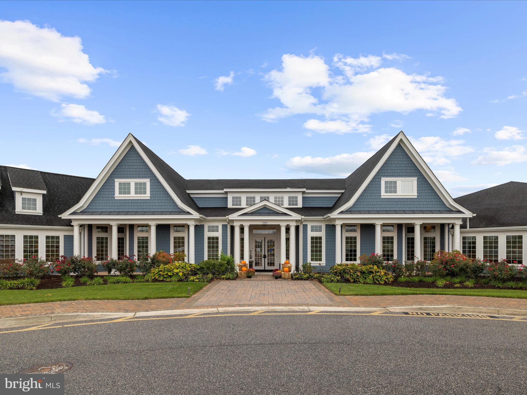 TWO RIVERS - Residential