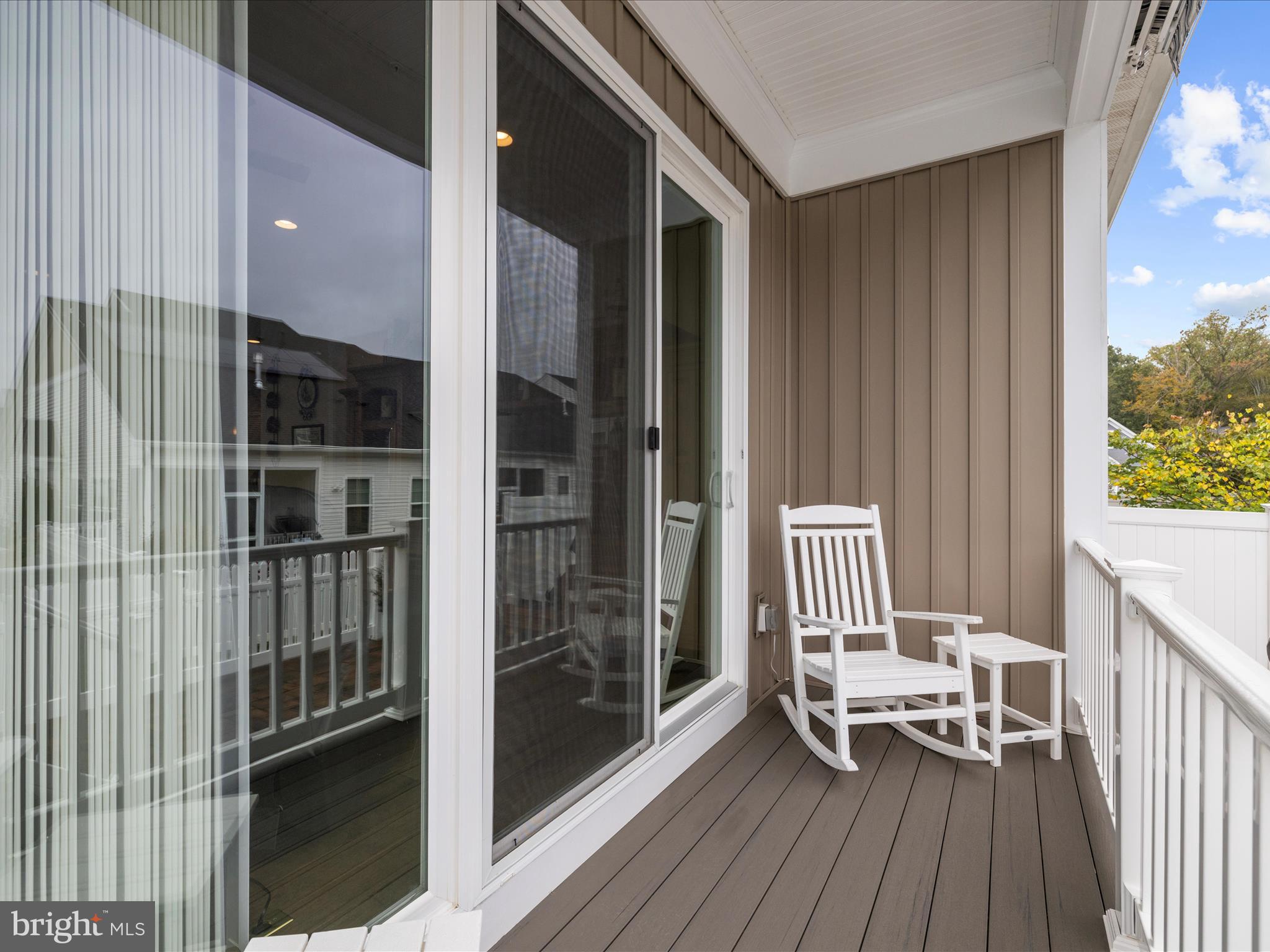 TWO RIVERS - Residential